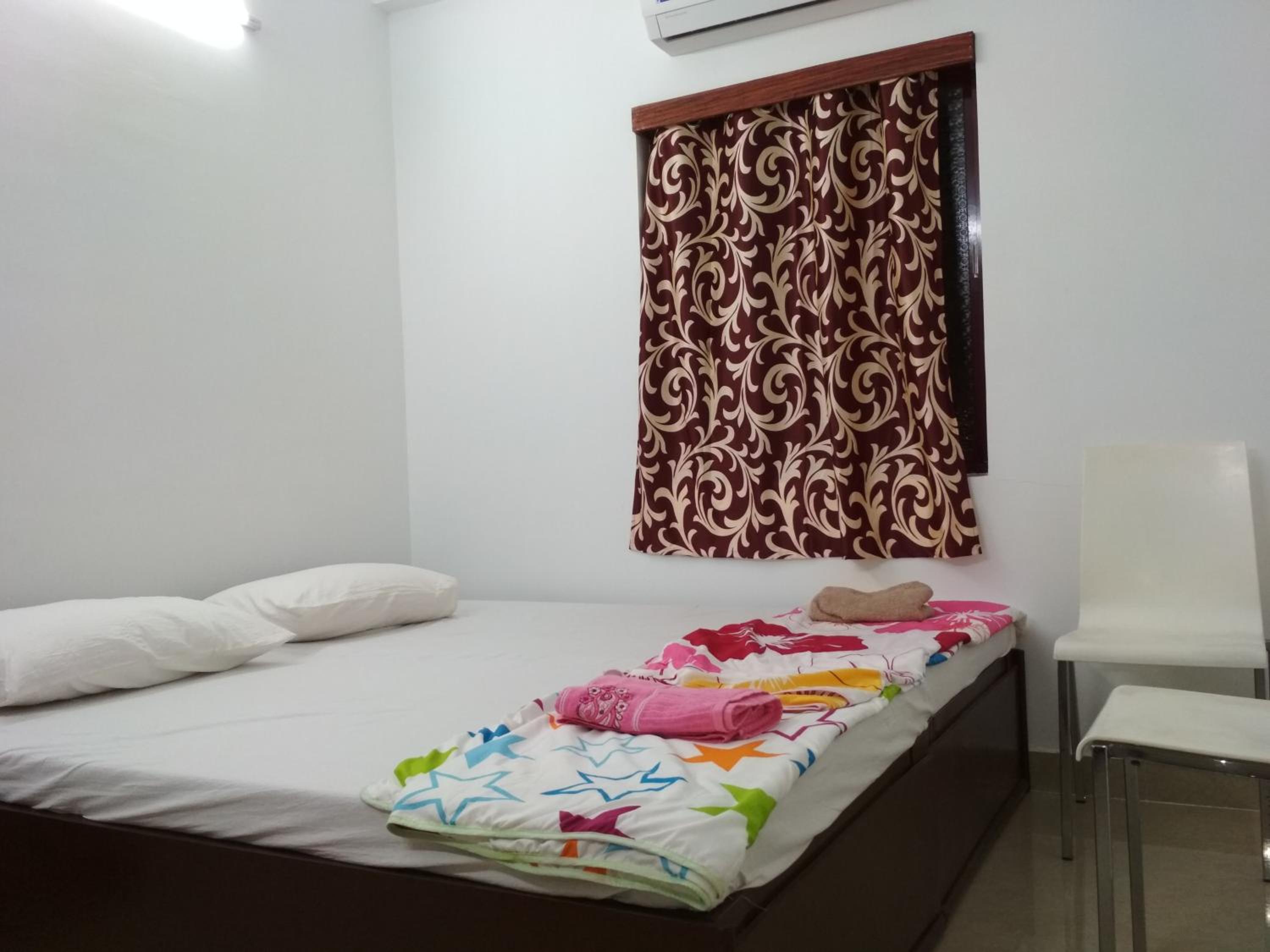 Deluxe Double Room (2 Adults + 1 Child) photo 1