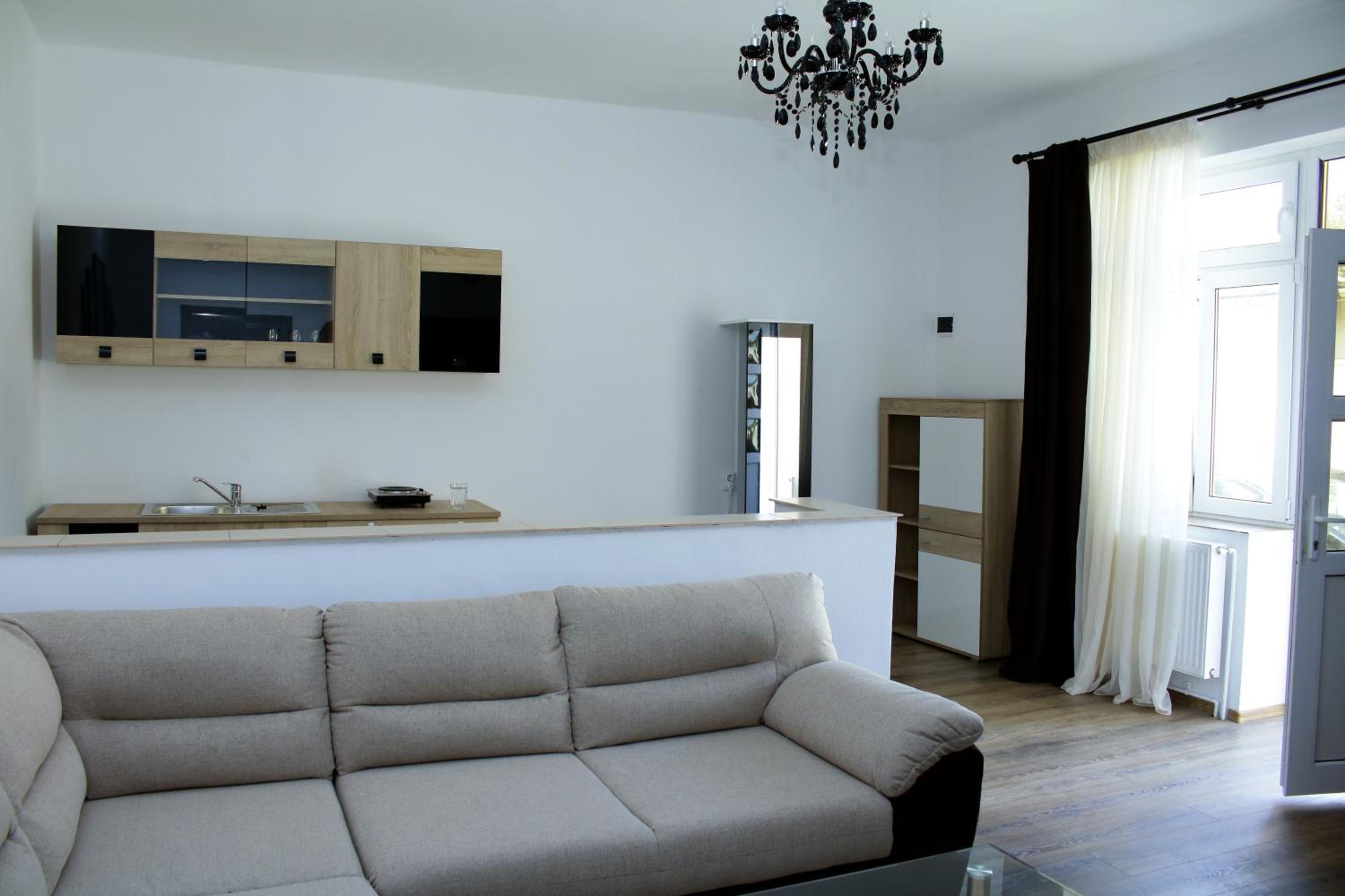 Apartment - Photo 8