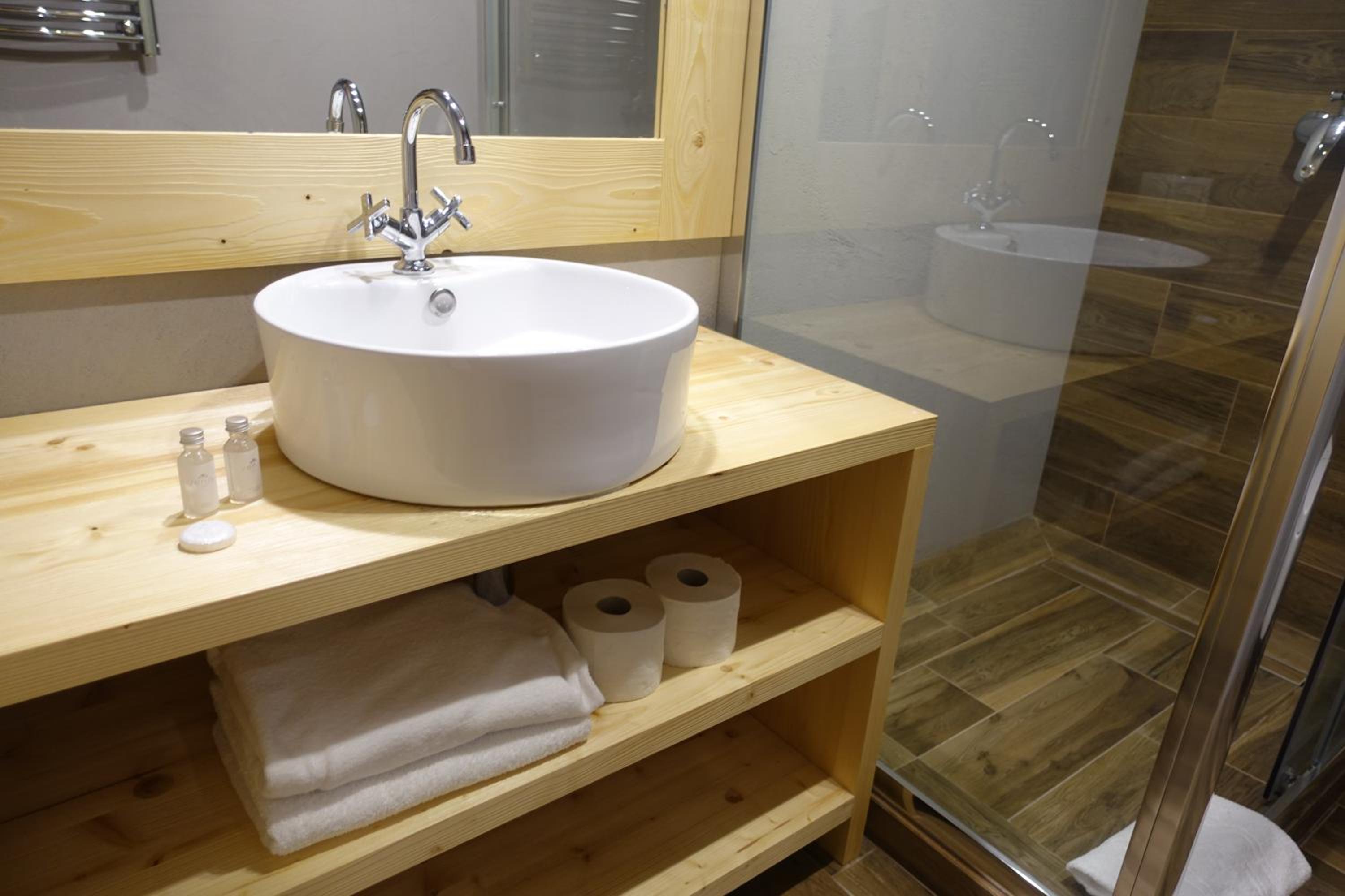 Luxury Triple Room with Terrace - Photo 5