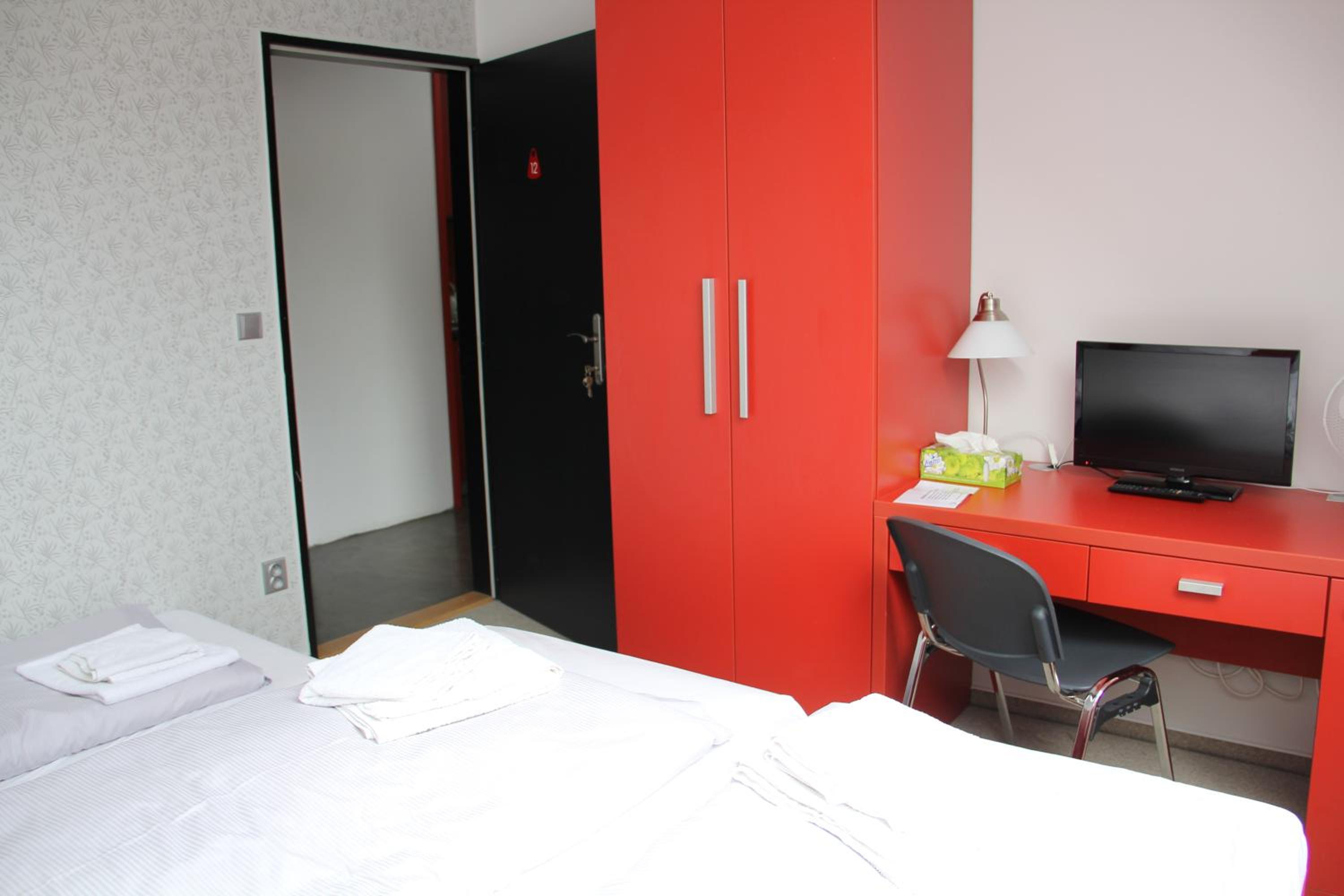 Three-Bedroom Apartment photo 1