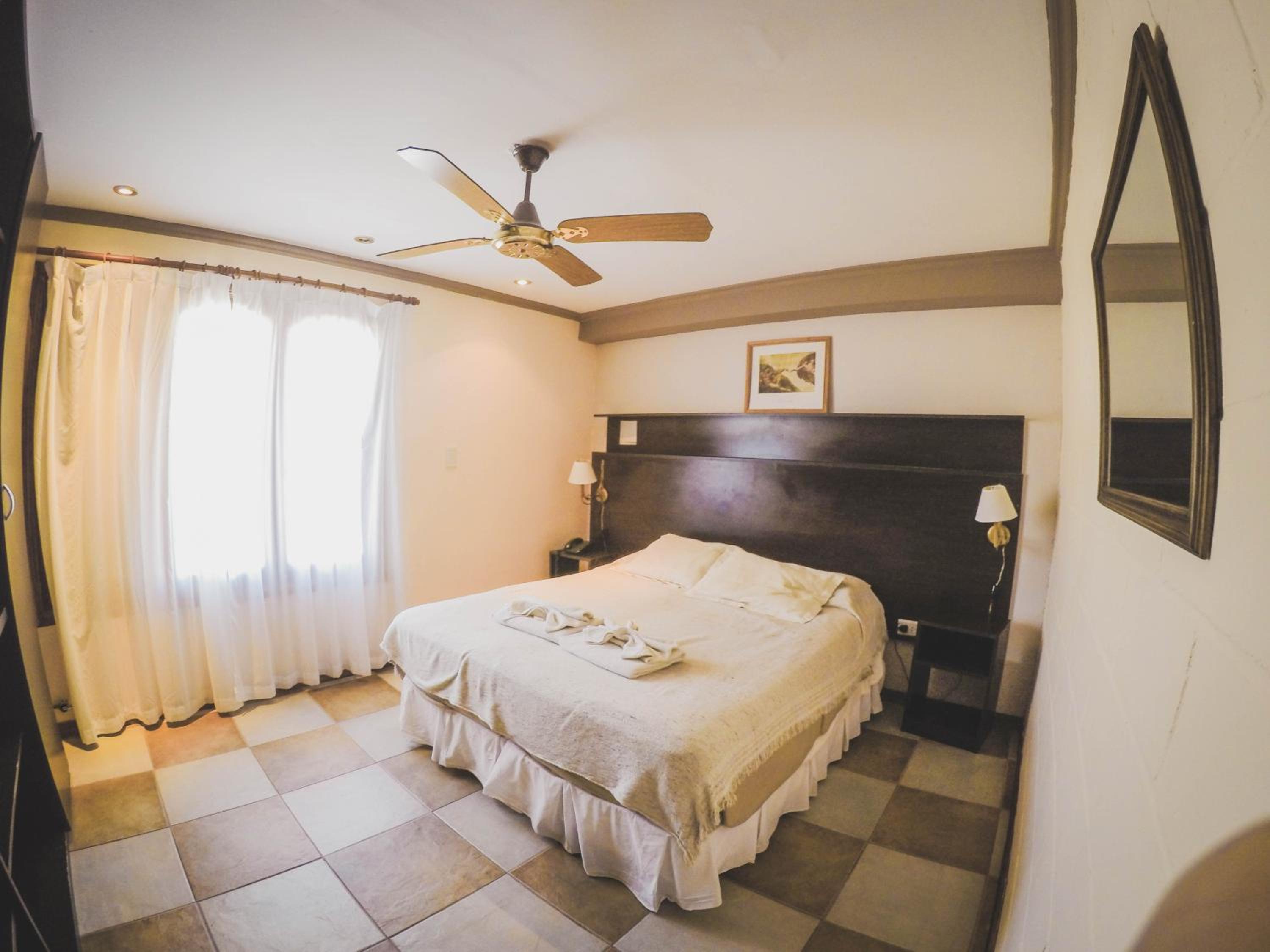 Standard Double or Twin Room photo 2