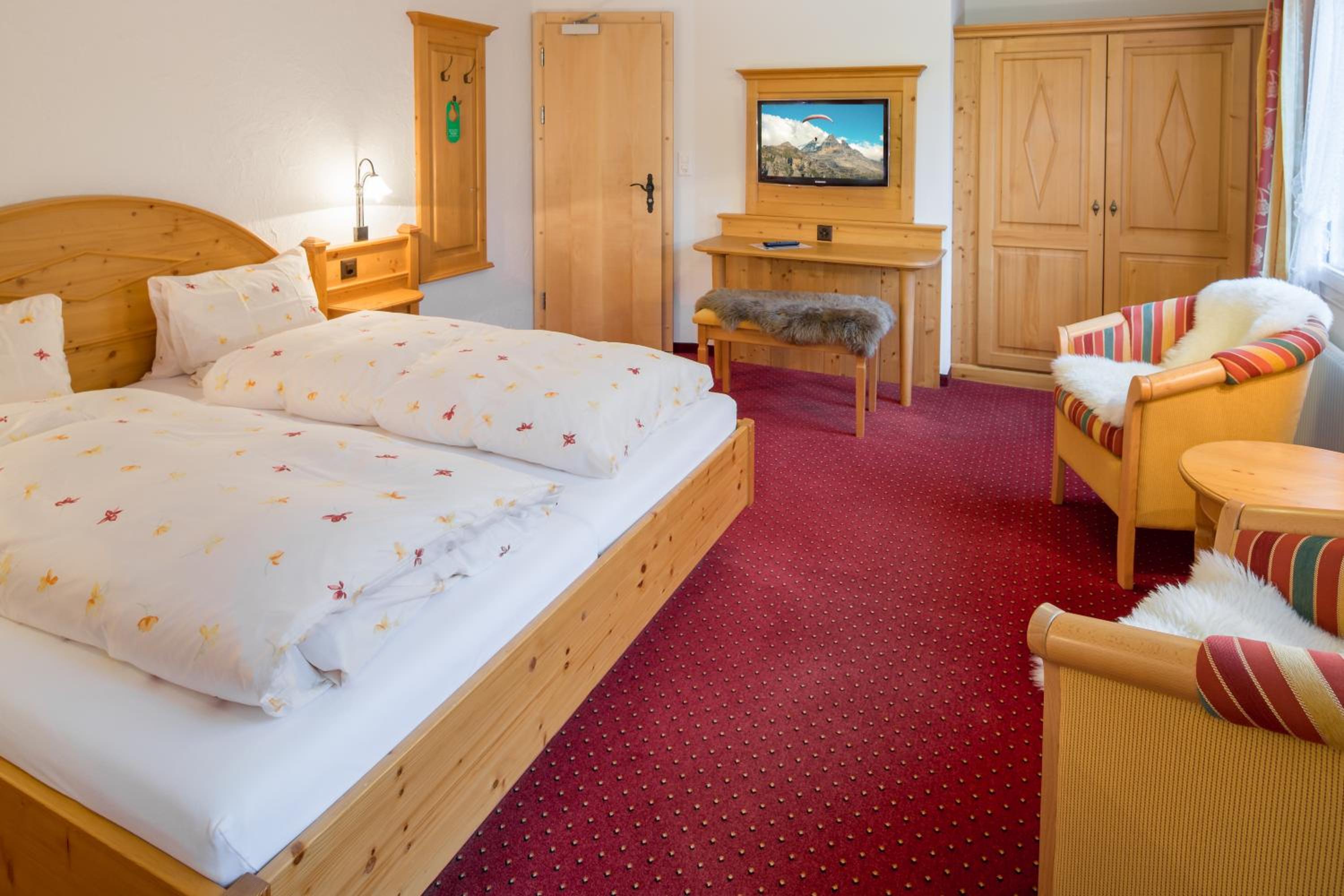 Double Room - Photo 7