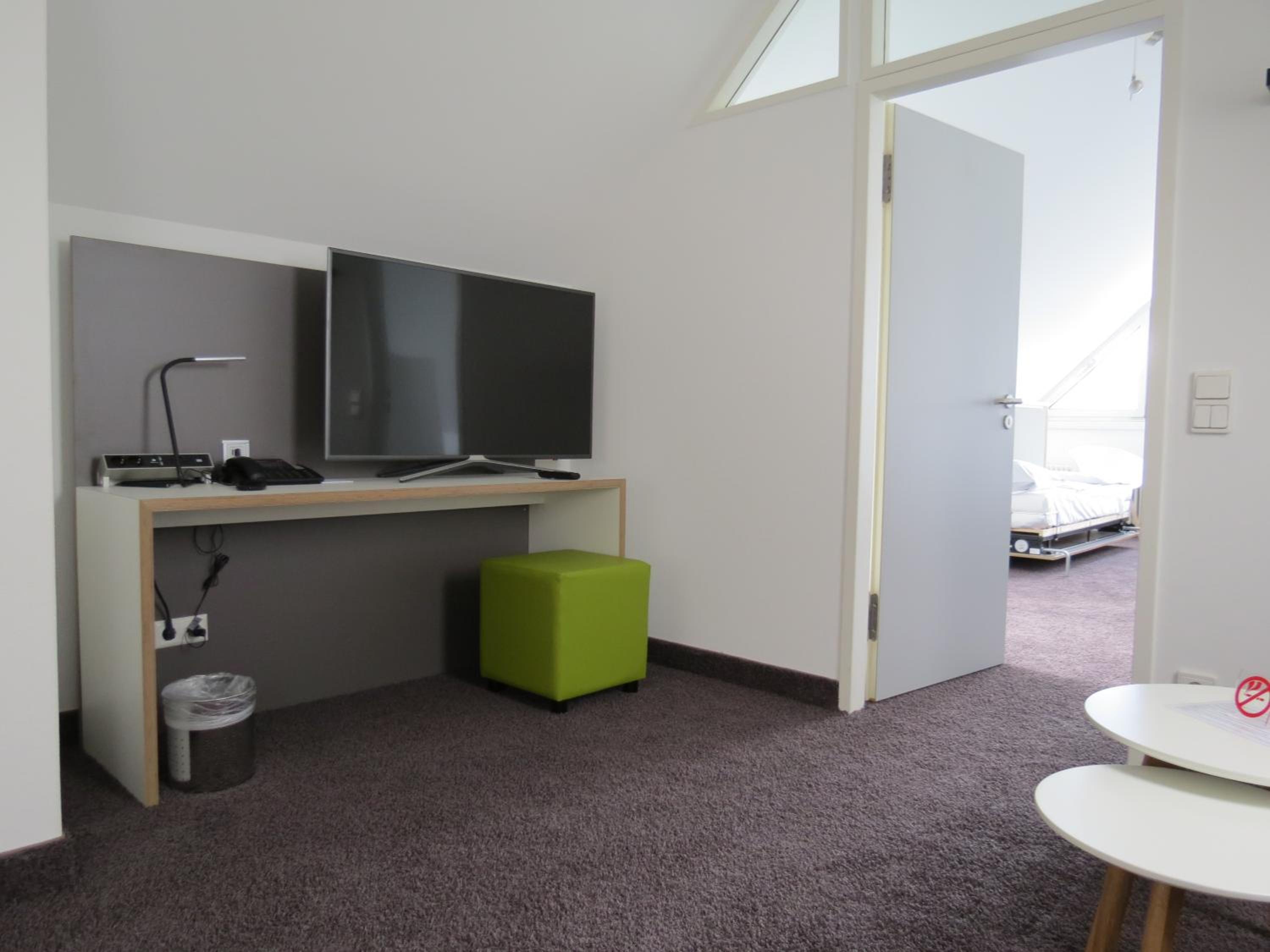 Comfort Family Suite (6 Adults) - Photo 2