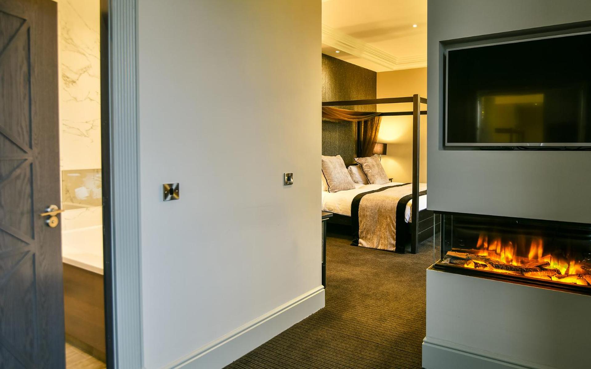 Suite - Photo 5