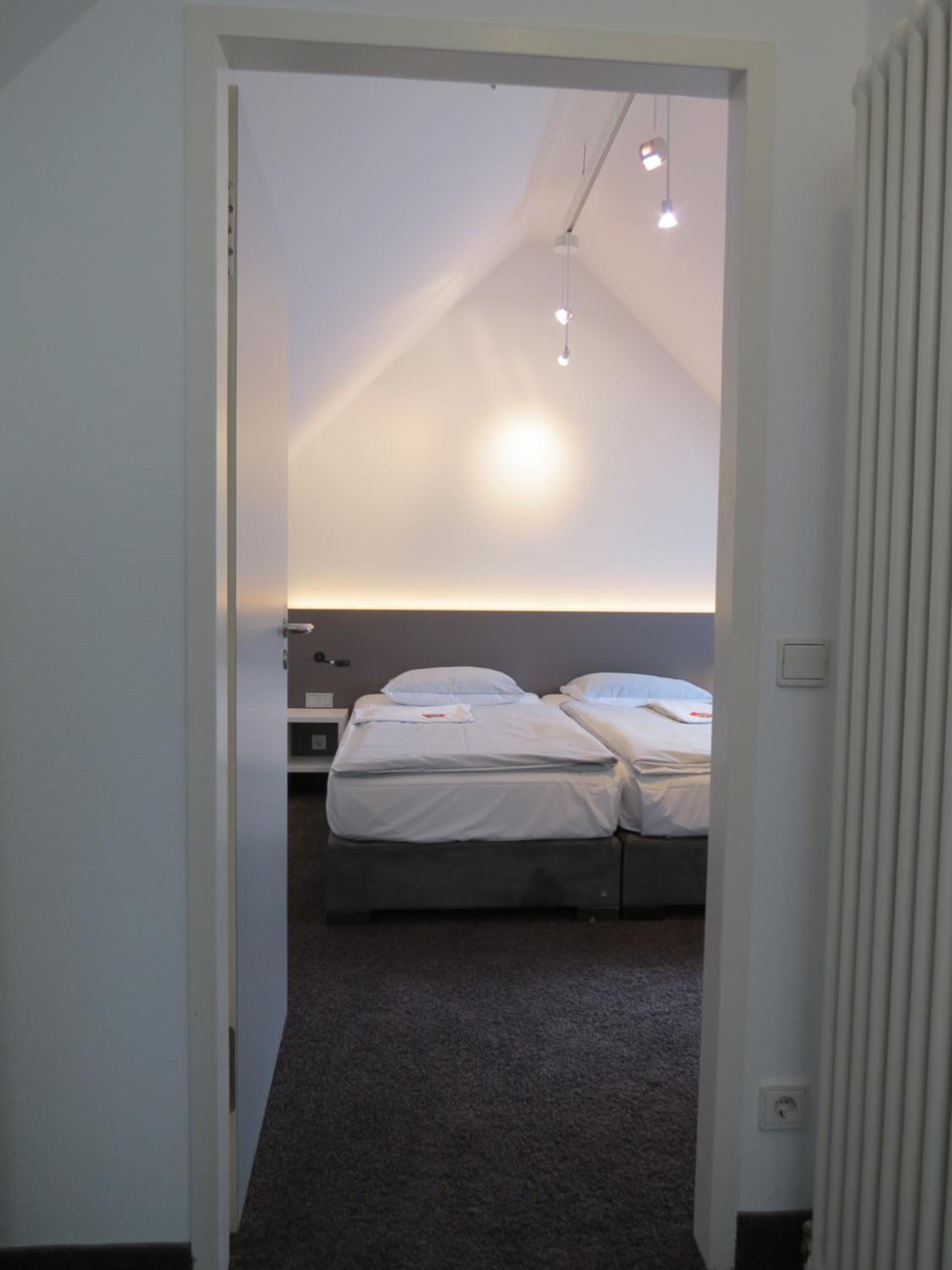 Comfort Family Suite (6 Adults) - Photo 4