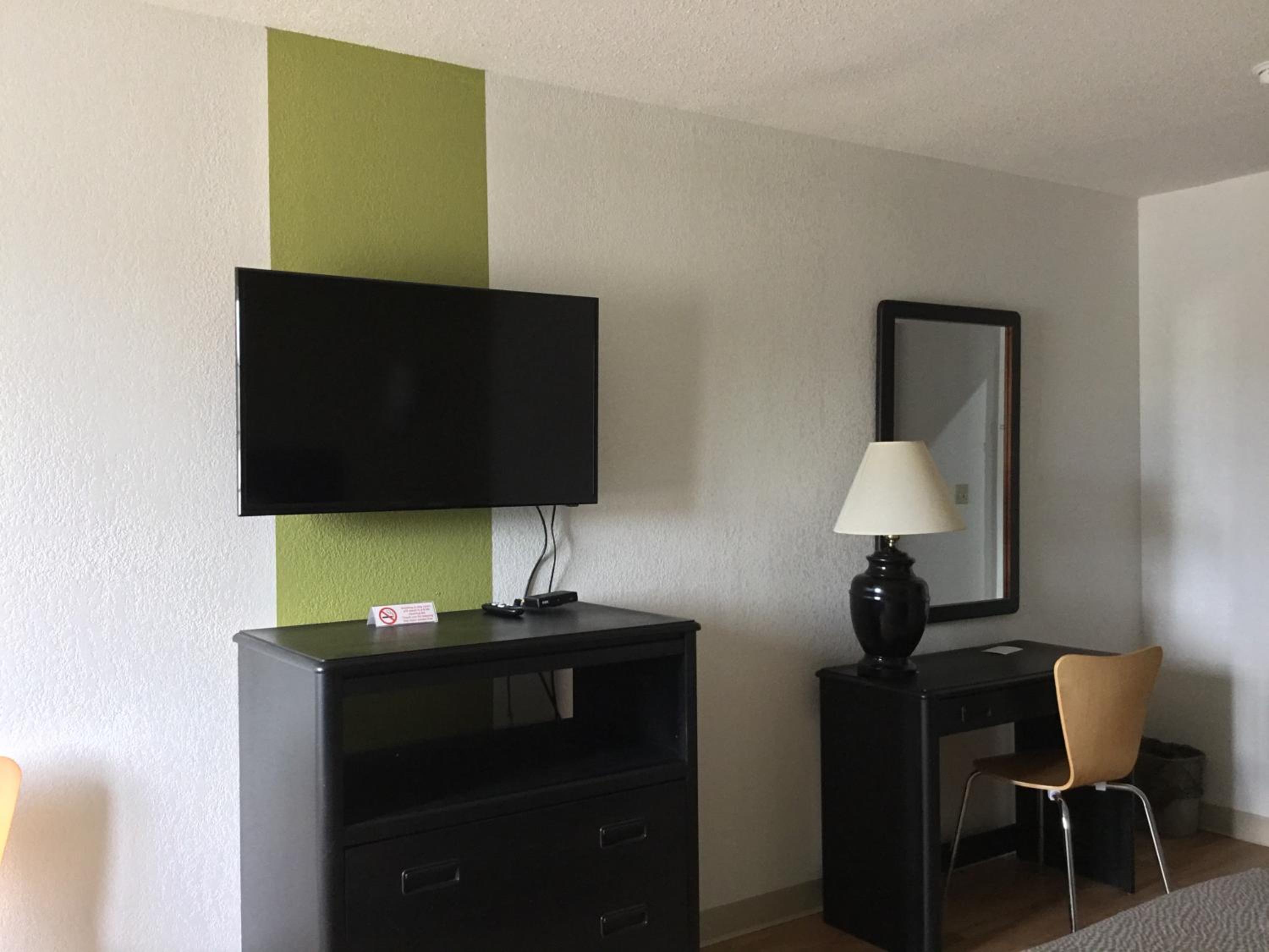 Quadruple Room - Non-Smoking