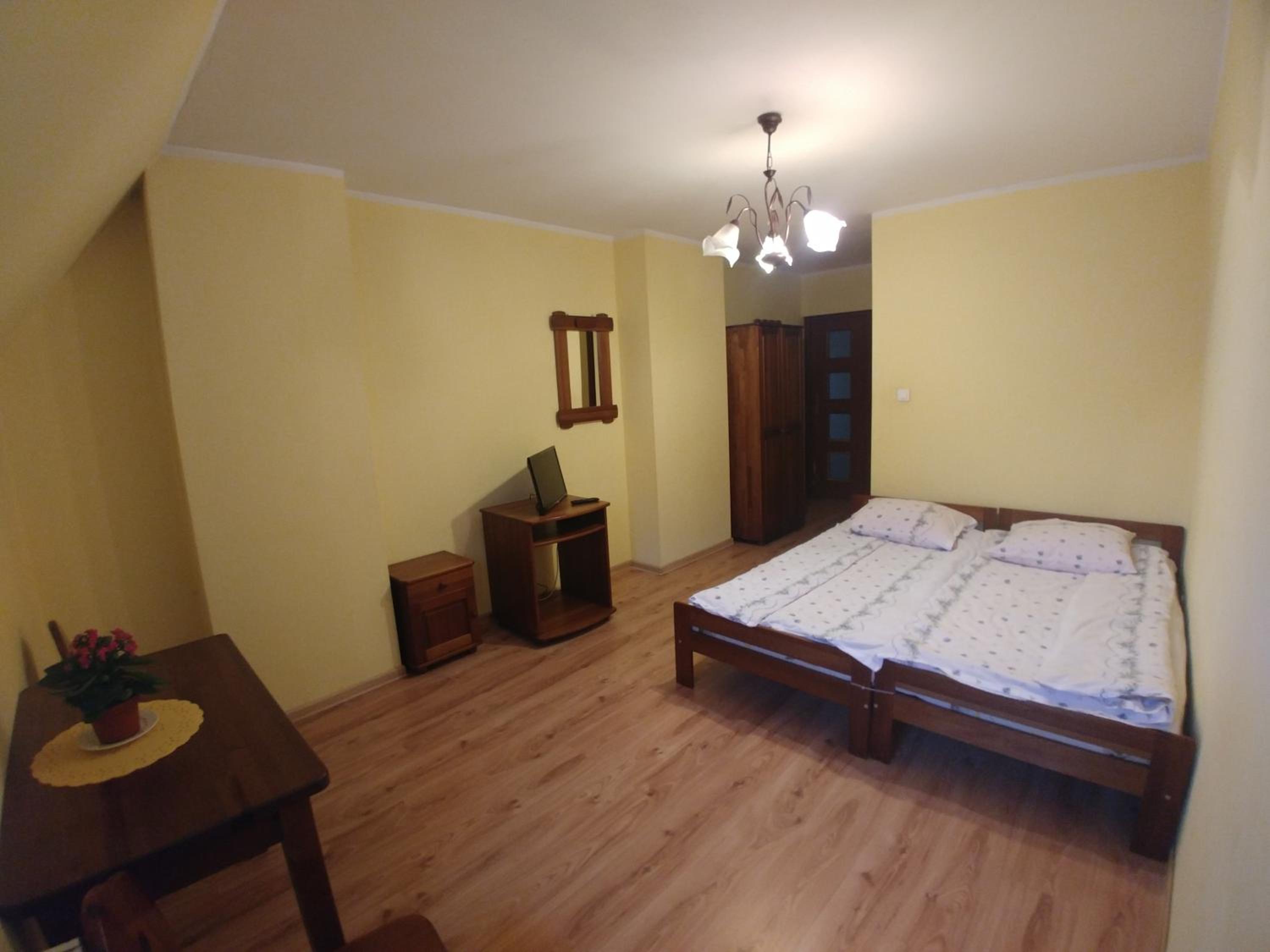 Double or Twin Room photo 3