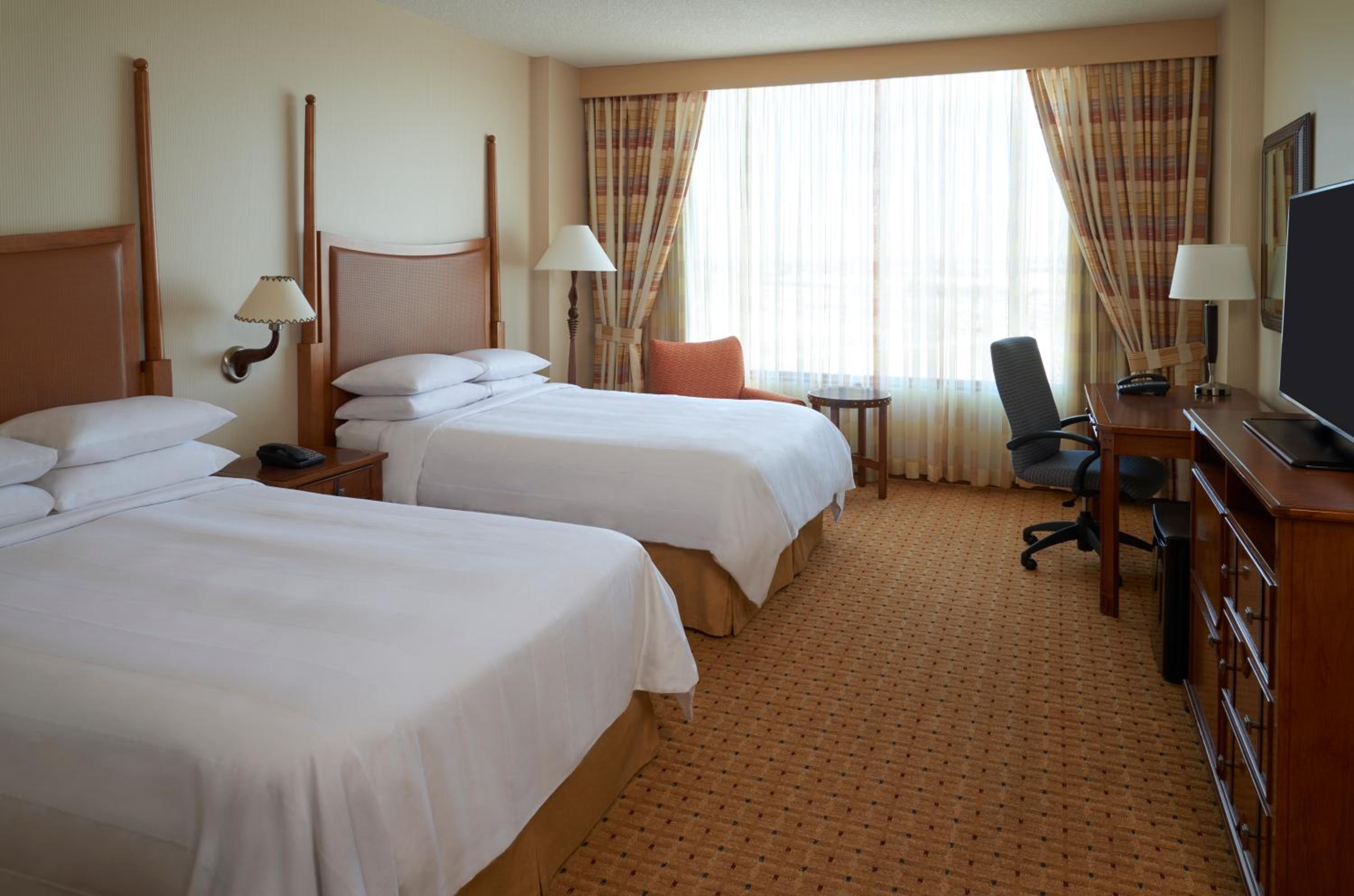 City View High Floor Room Two Queen Beds - Photo 1