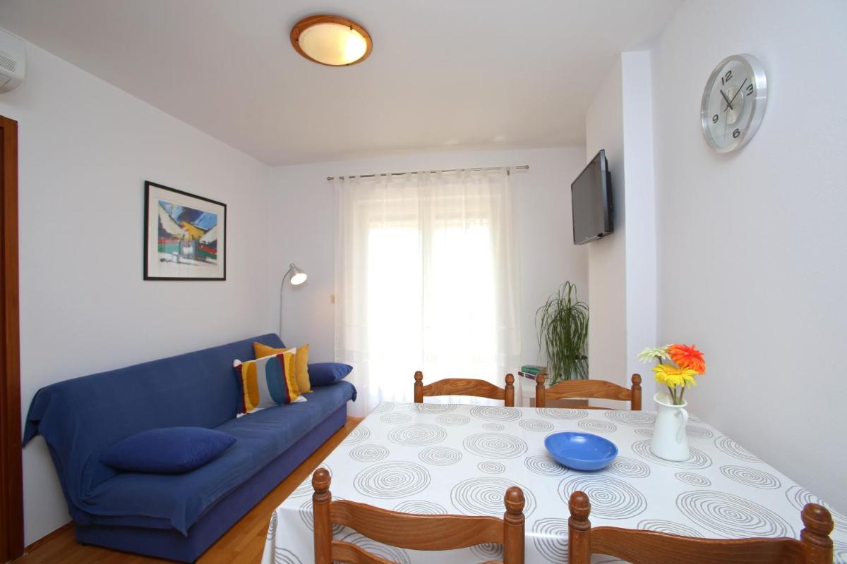 Apartment with Sea View photo 3