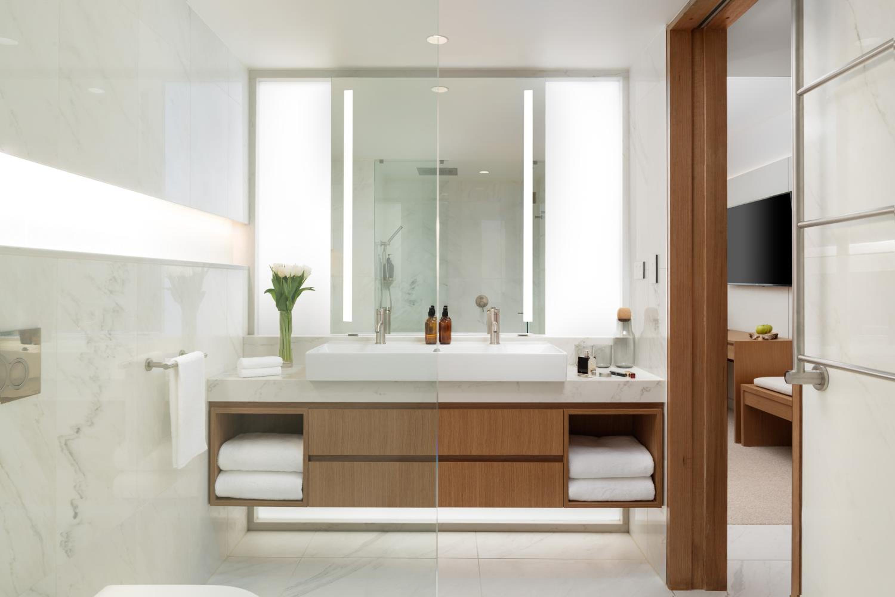 King Room with Sea View - Photo 3