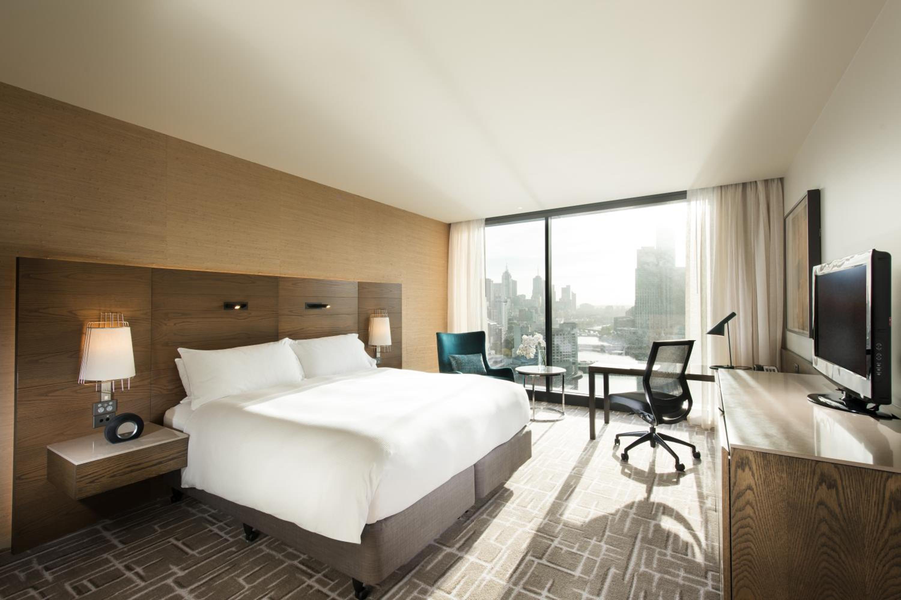Premier King Room with City Skyline View