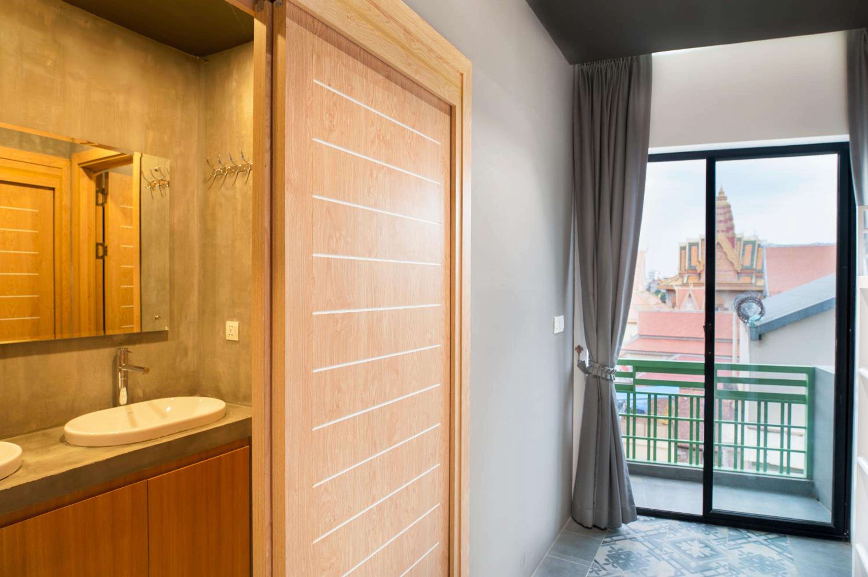 Superior Triple Room photo 3