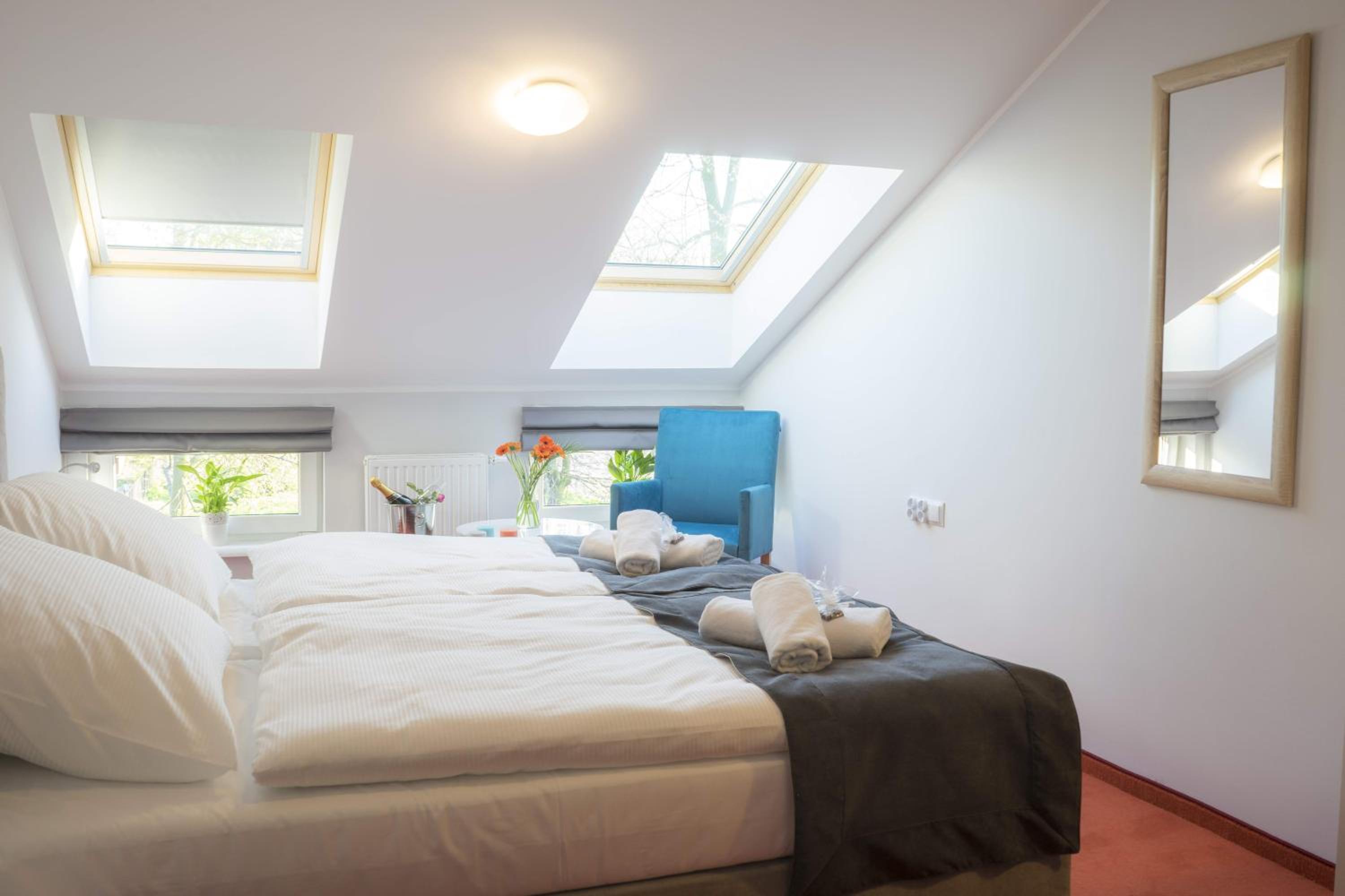 Double Room - Photo 4