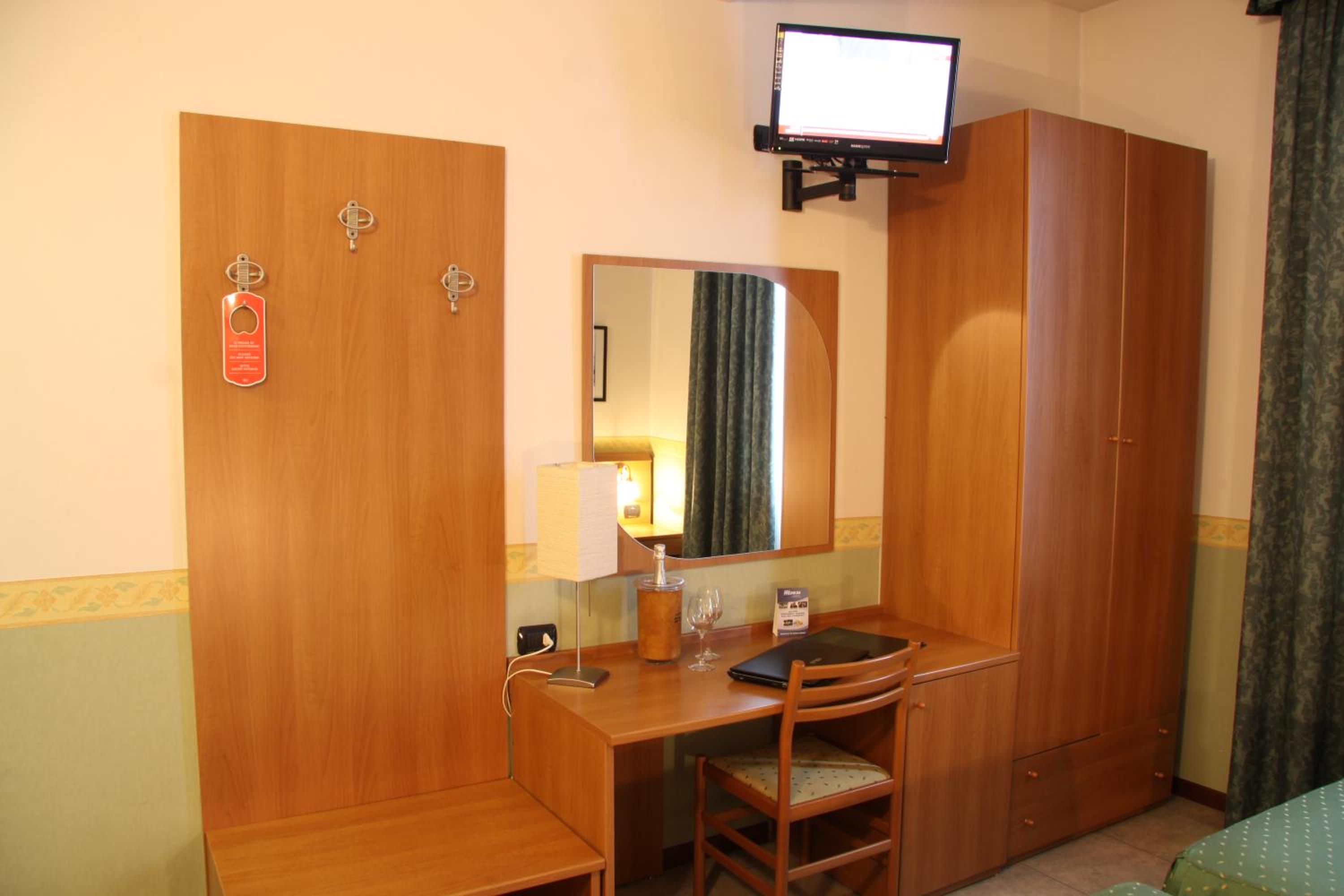 Triple Room - Separate Building - Photo 3
