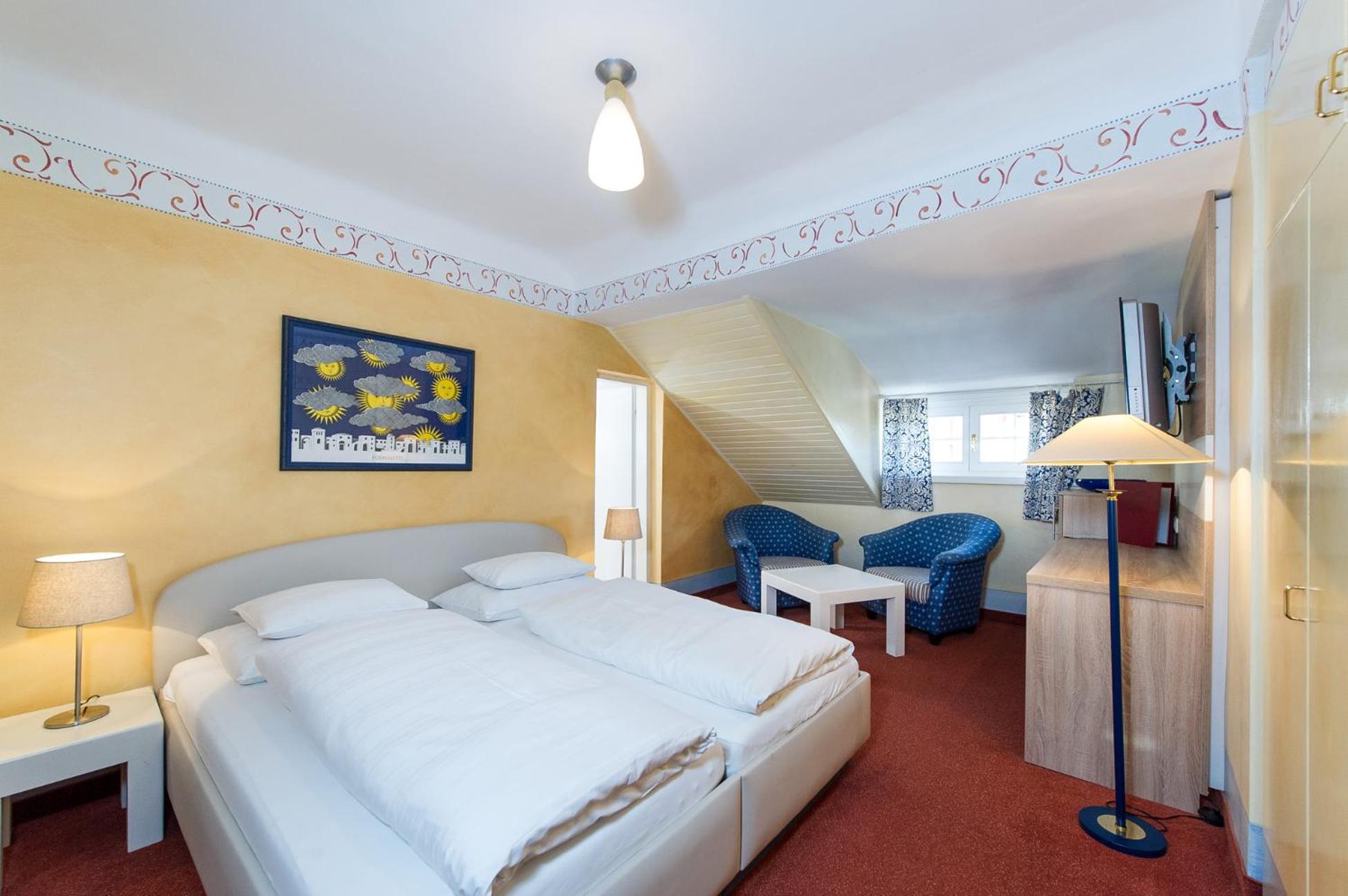 Budget Double Room photo 1