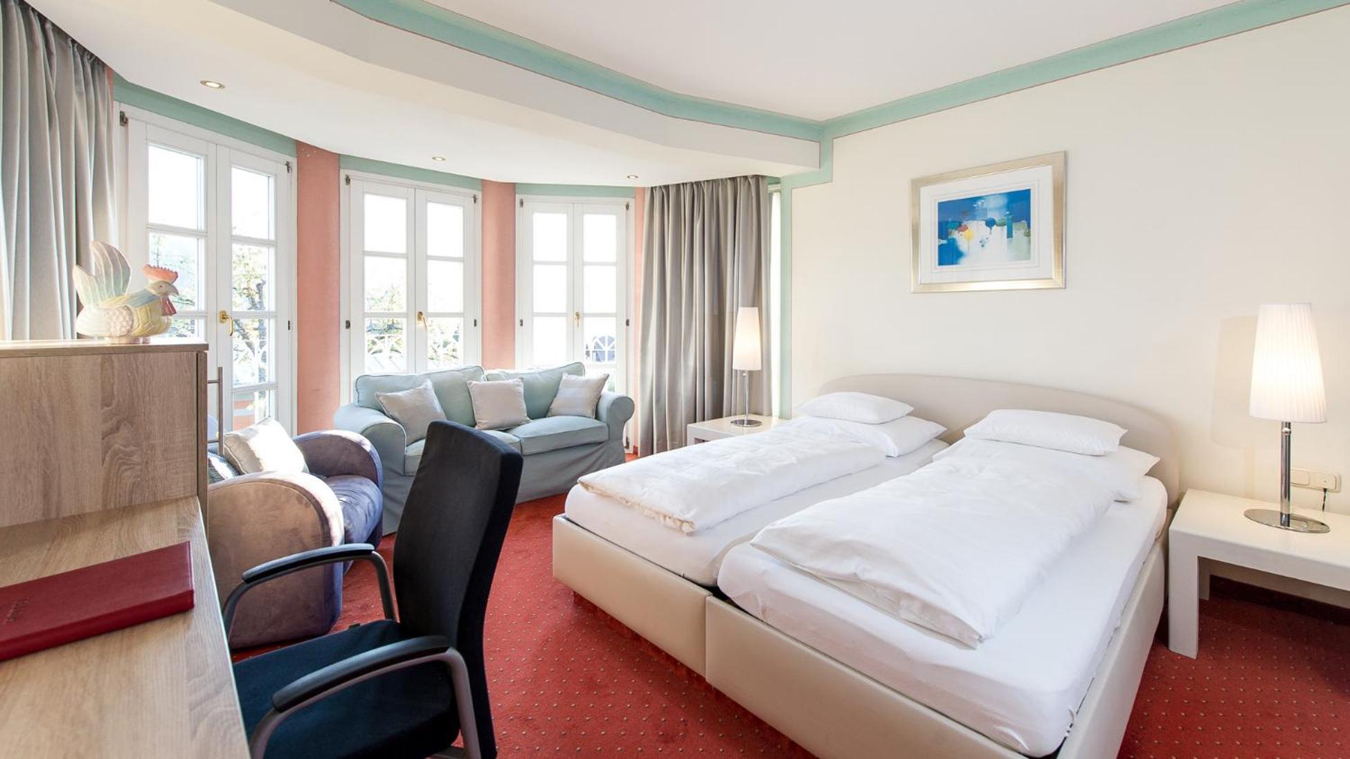 Suite with Lake View photo 1