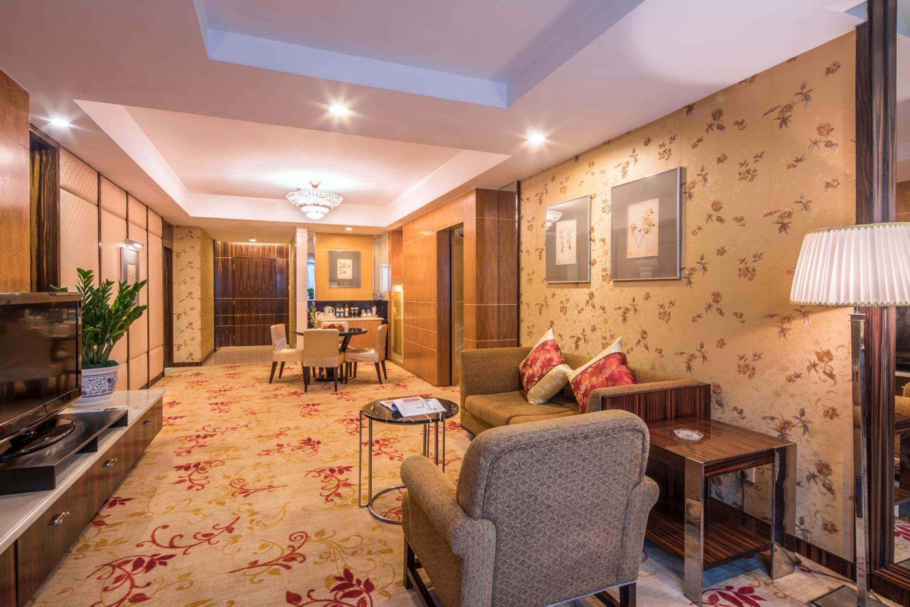 Executive Suite
