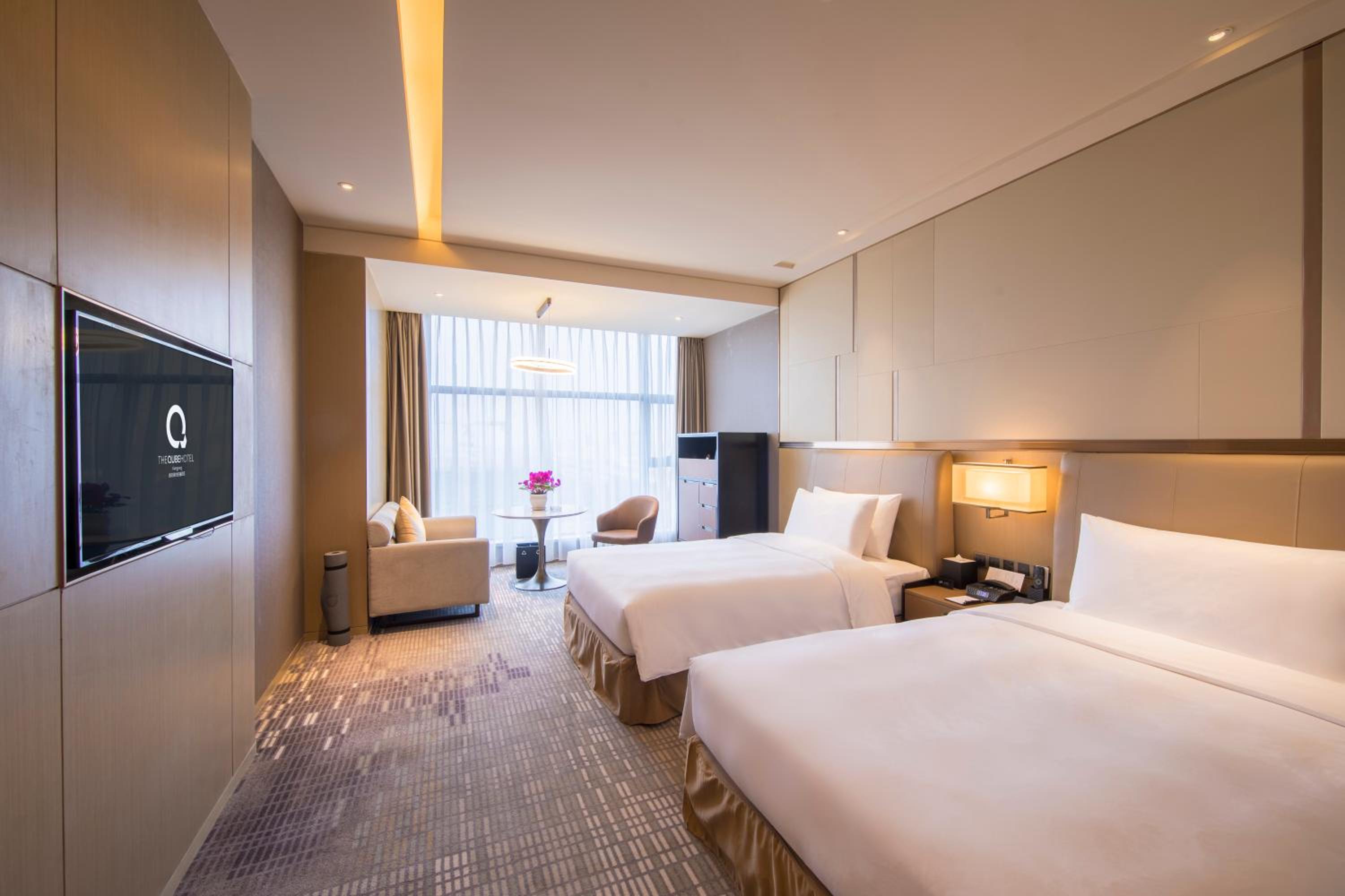 Executive Deluxe Twin Room