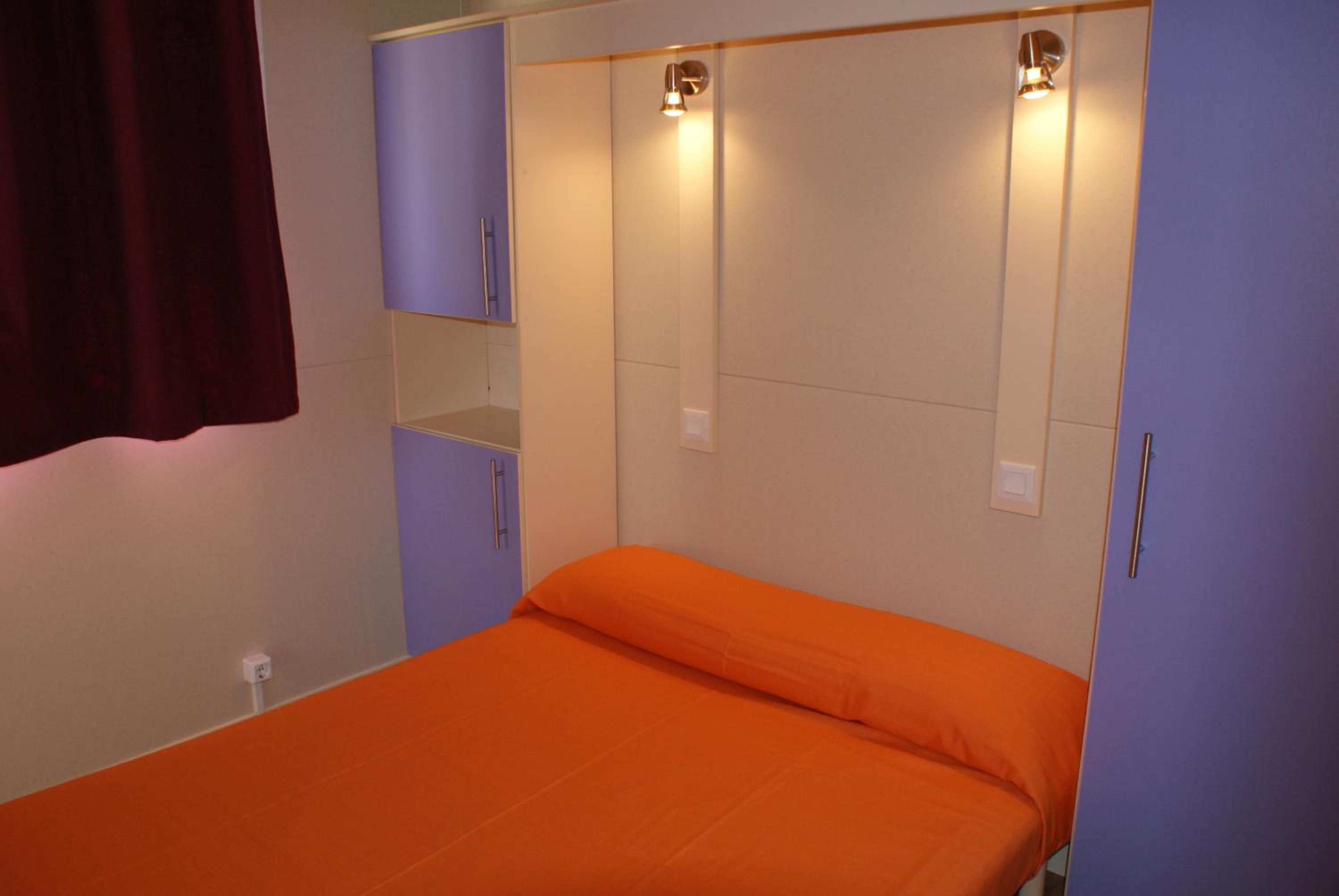 Two-Bedroom Bungalow (6 Adults) photo 2