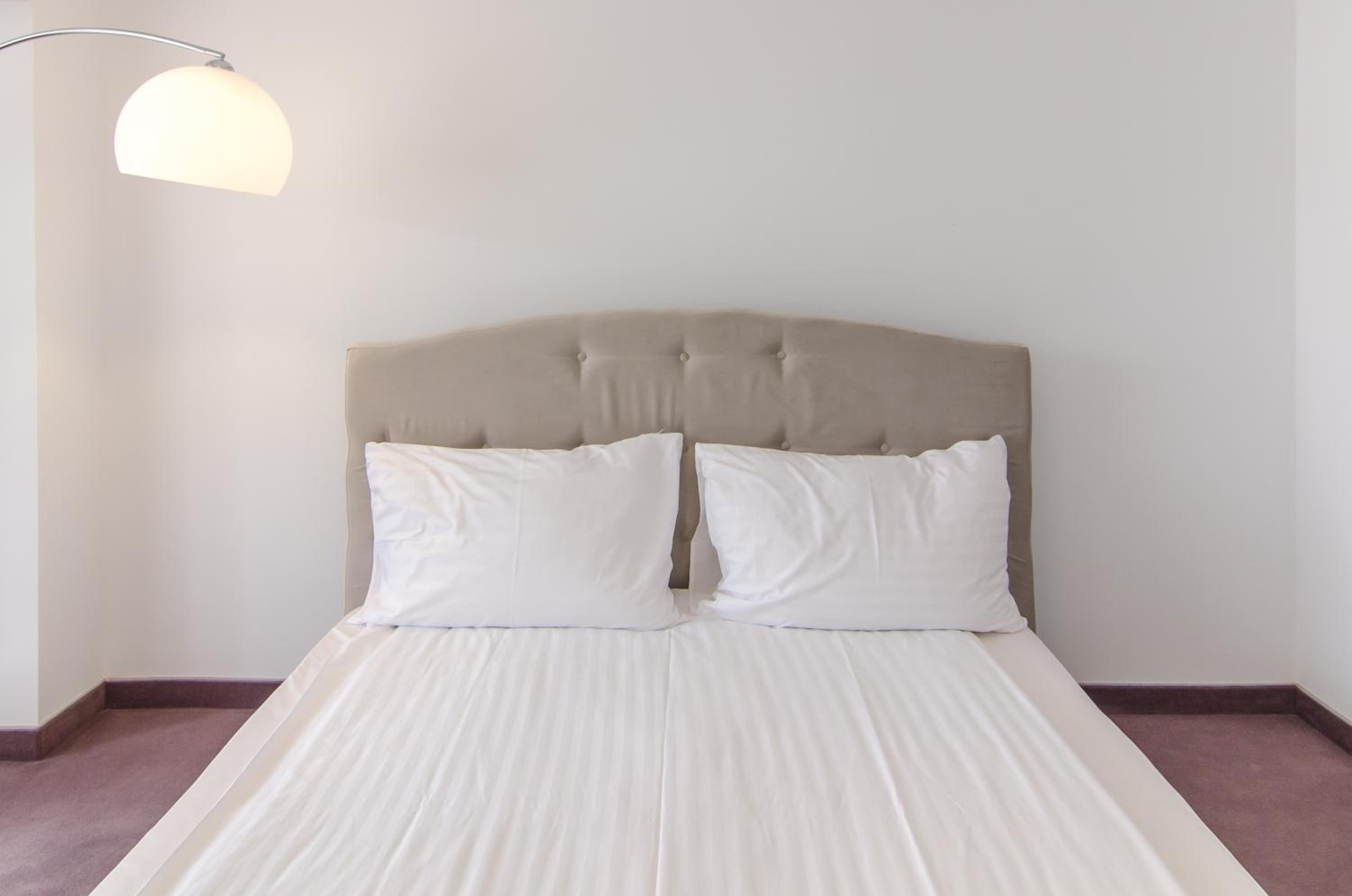 One-Bedroom Apartment - Photo 136