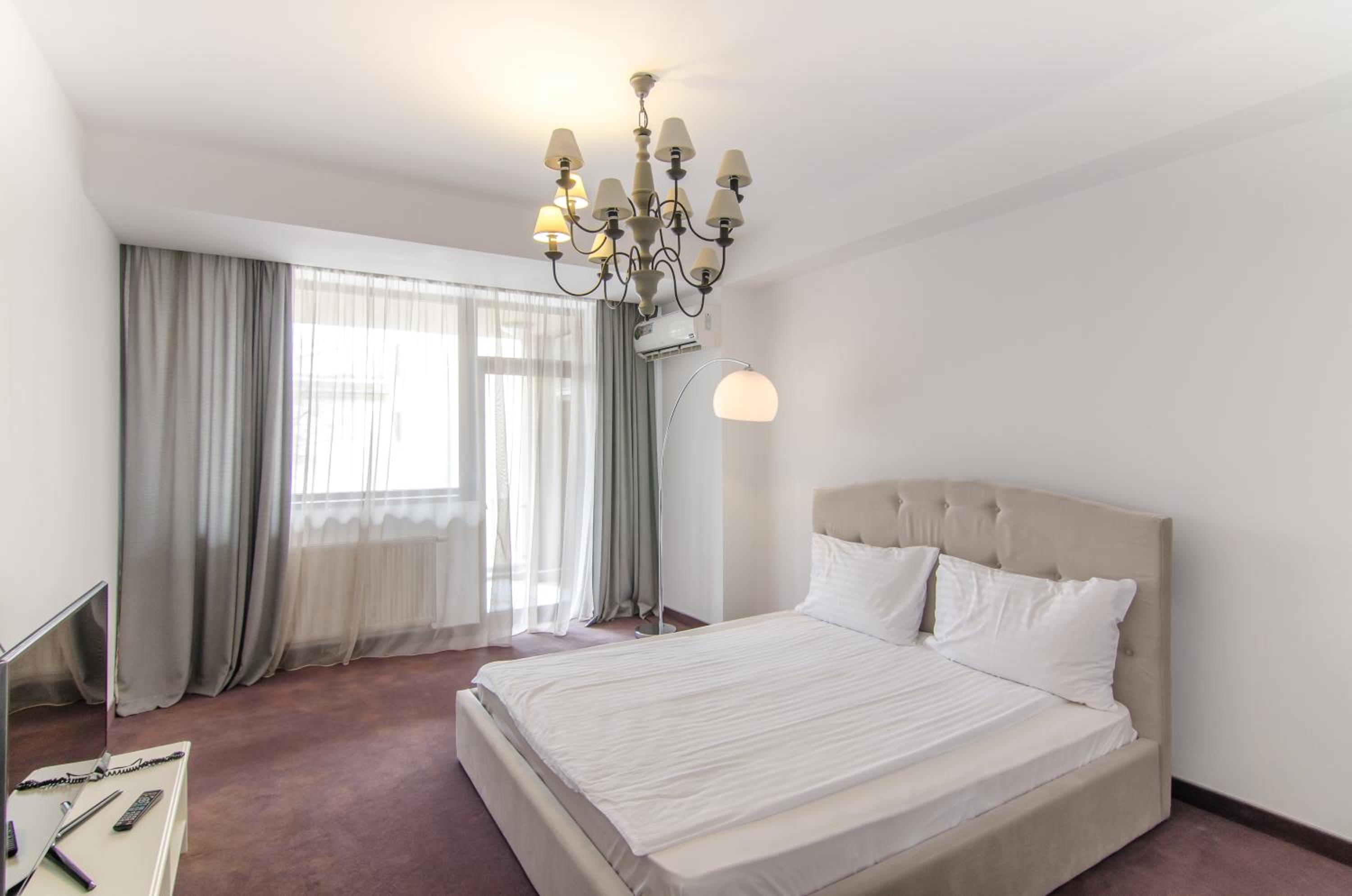 One-Bedroom Apartment - Photo 137
