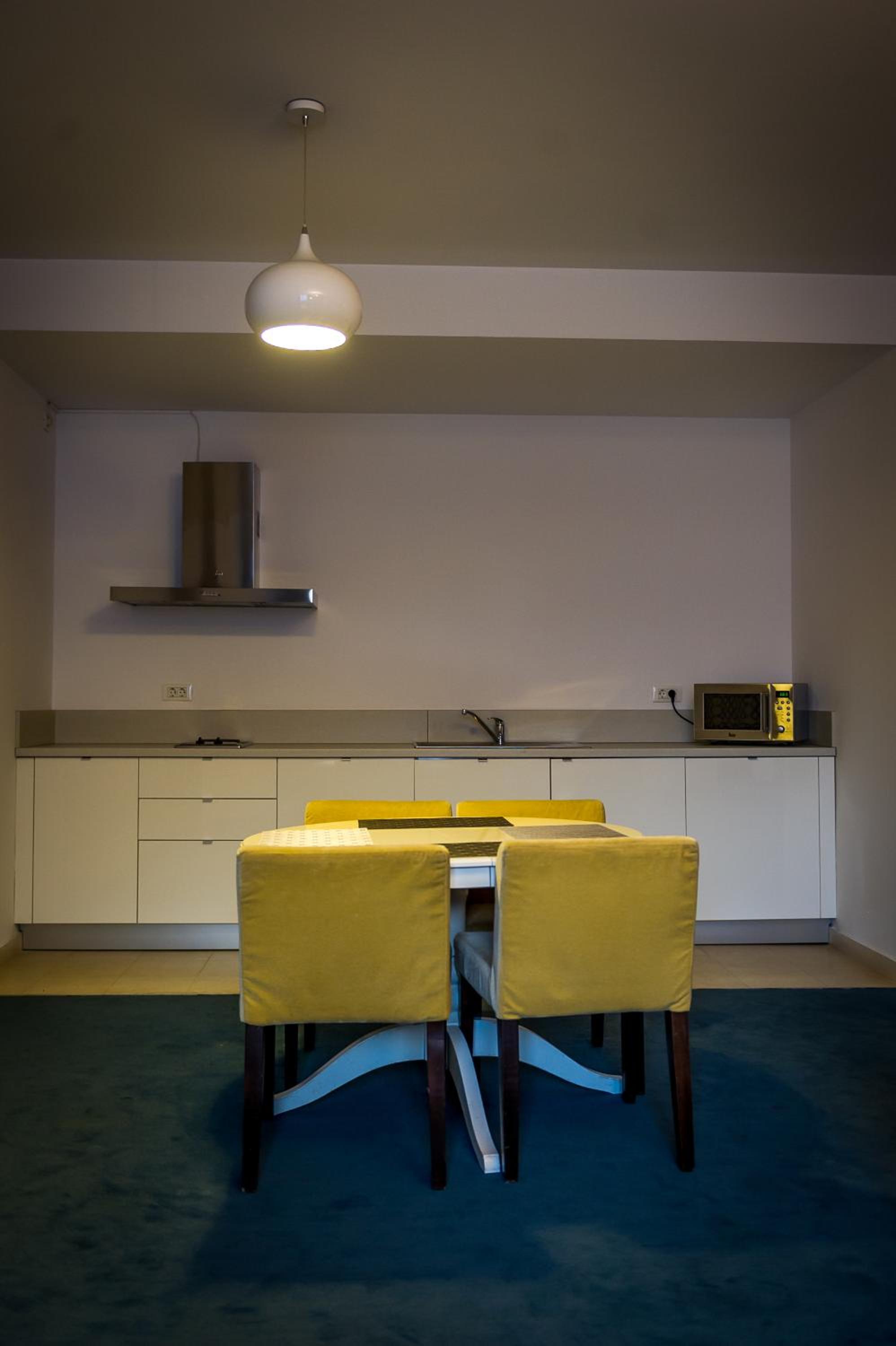One-Bedroom Apartment - Photo 31