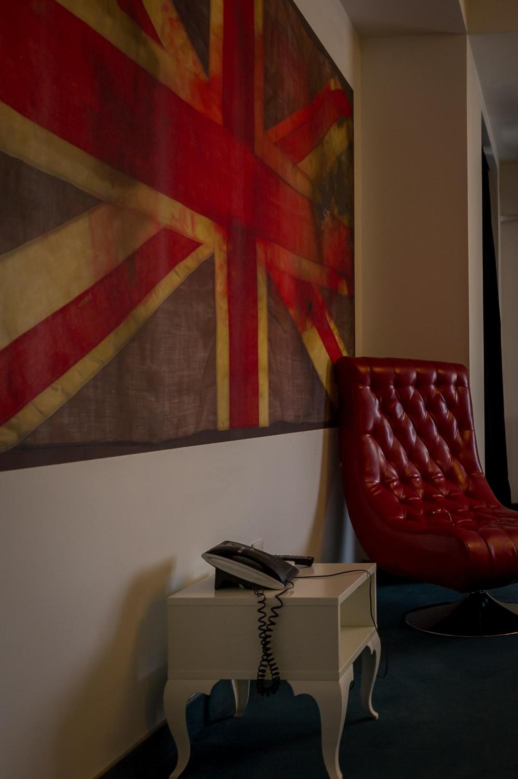 One-Bedroom Apartment - Photo 43