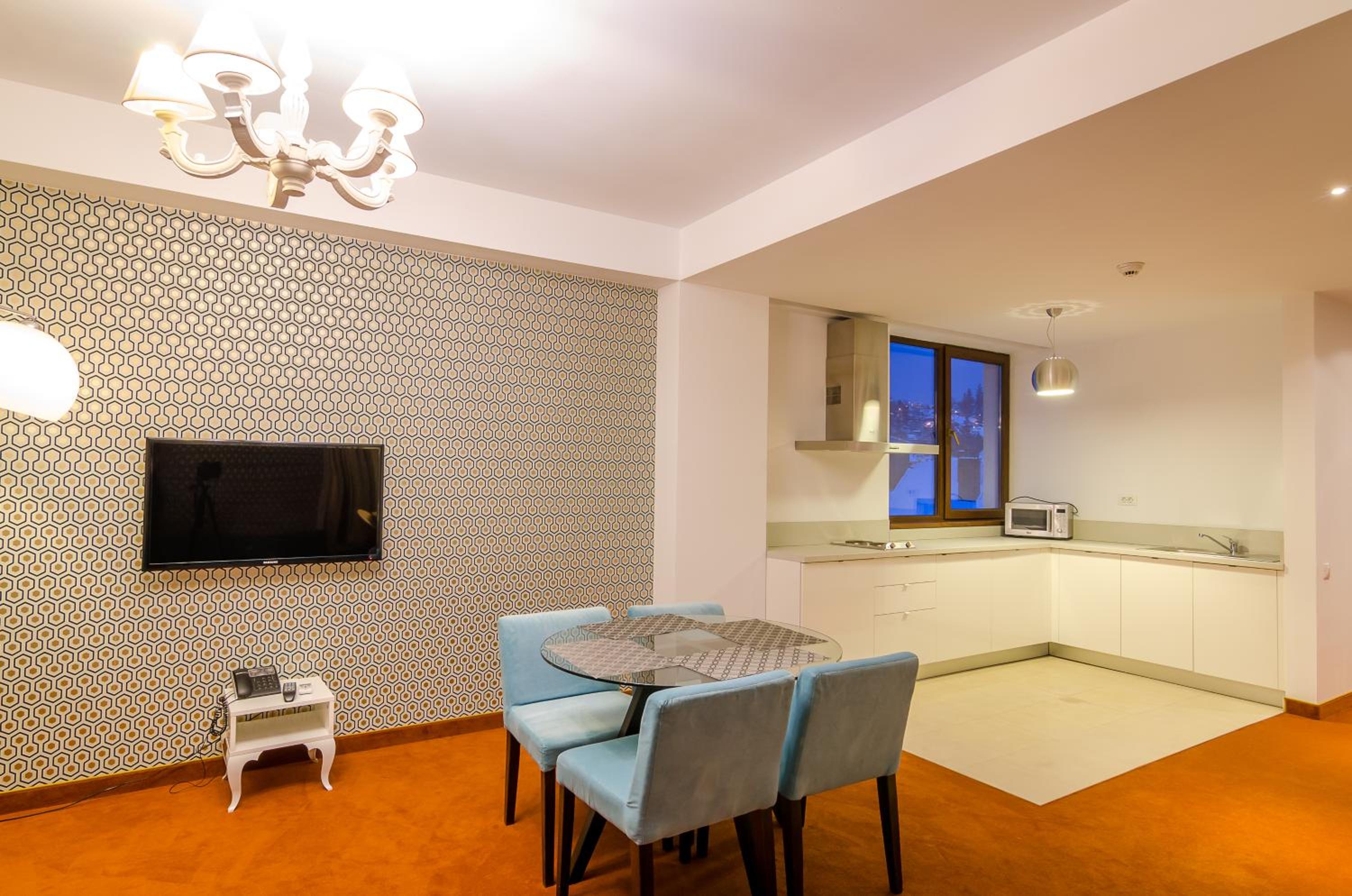 One-Bedroom Apartment - Photo 89
