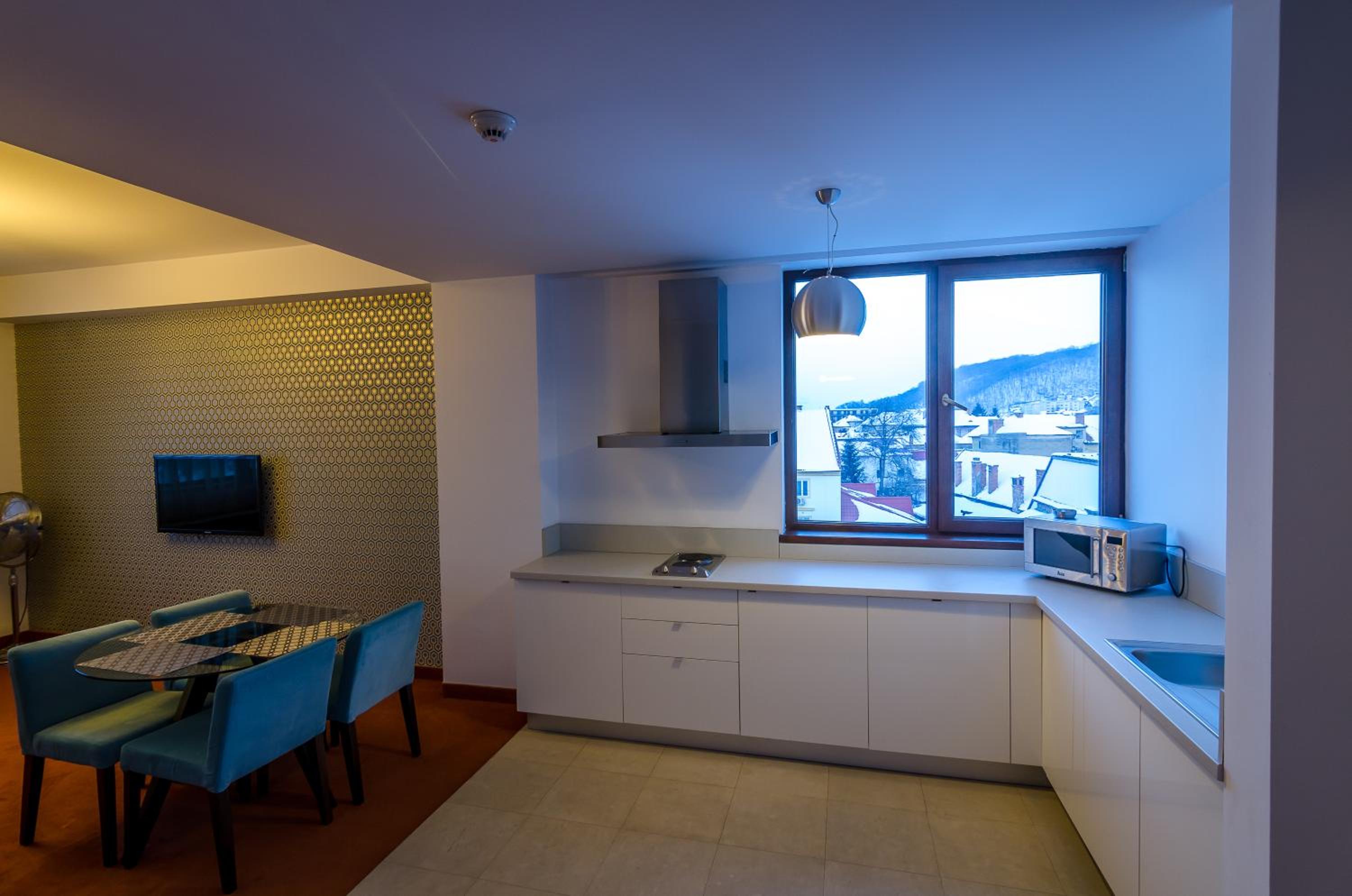 One-Bedroom Apartment - Photo 72
