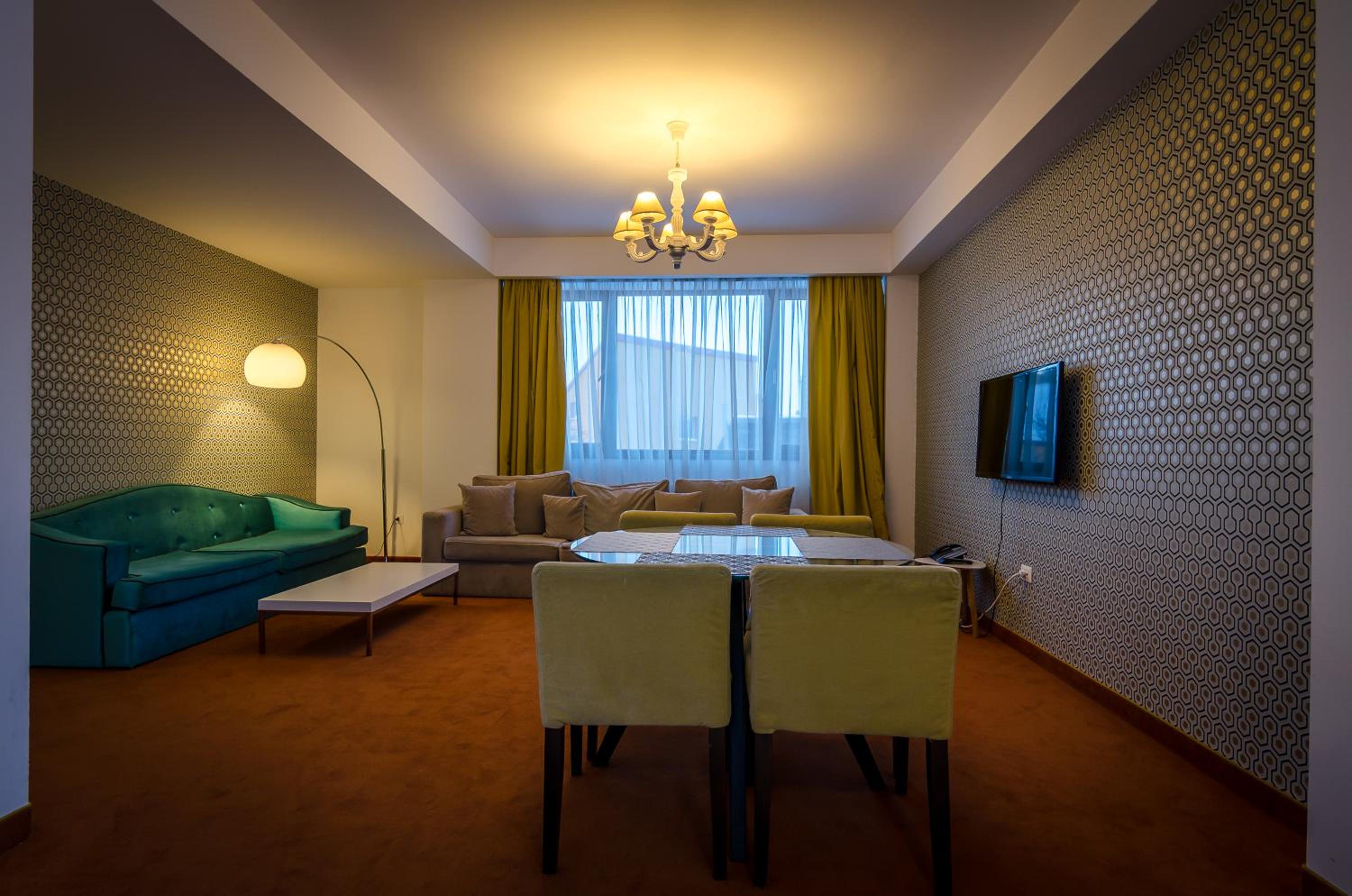 One-Bedroom Apartment - Photo 164