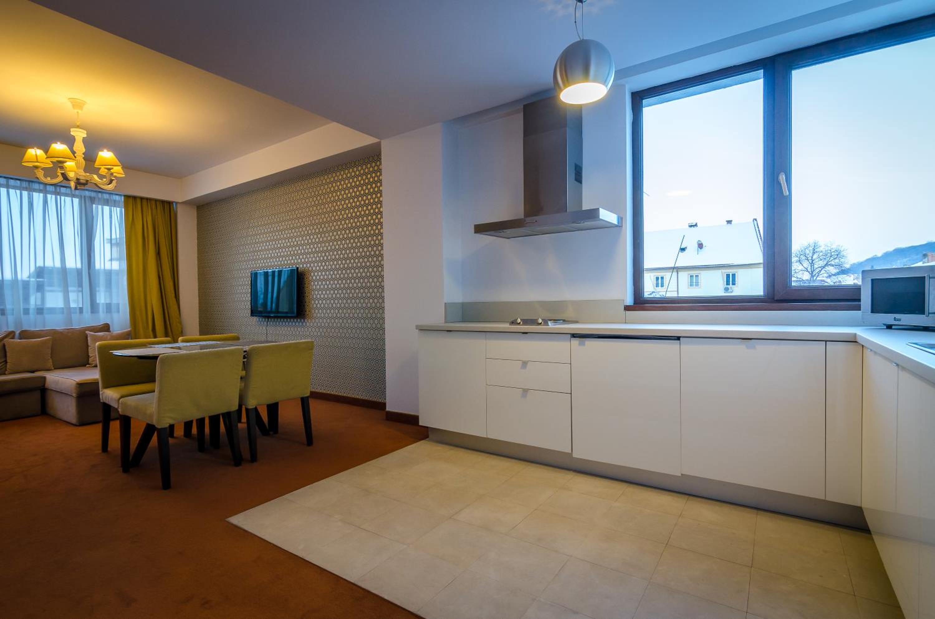 One-Bedroom Apartment - Photo 165