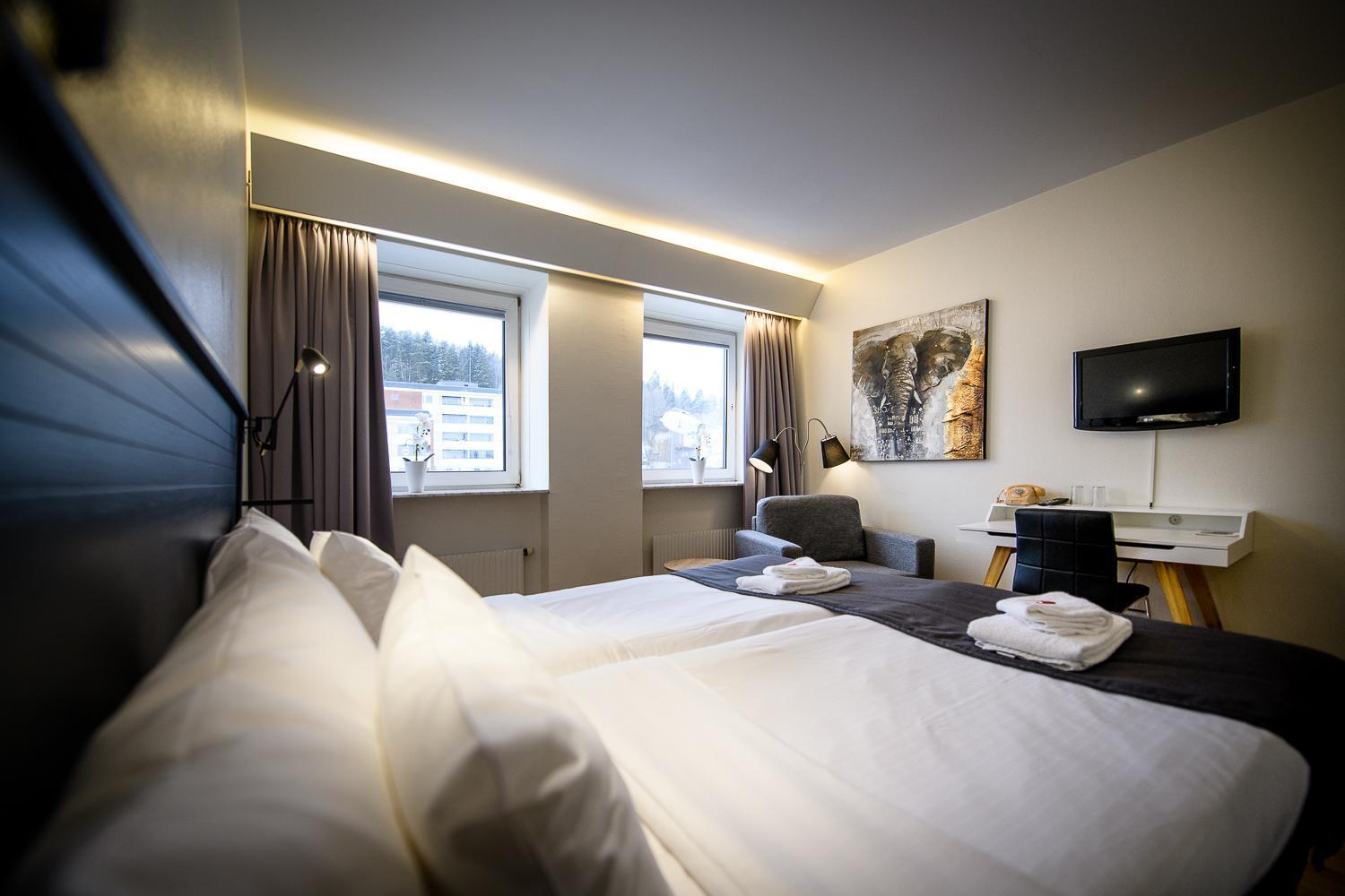 Economy Double Room photo 2