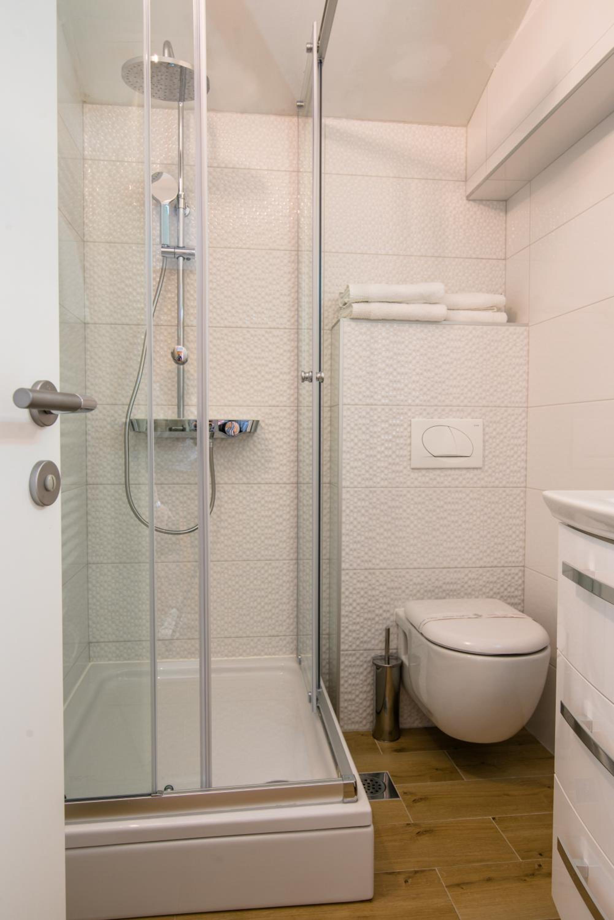 Double Room with Sea View - Photo 8