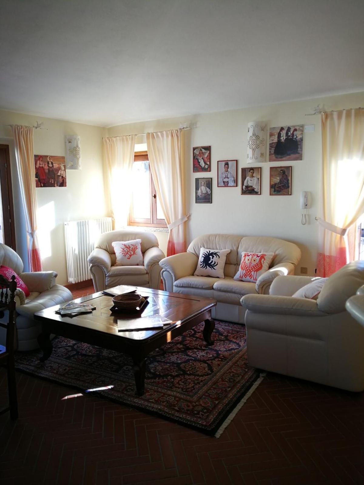 Three-Bedroom Villa photo 1