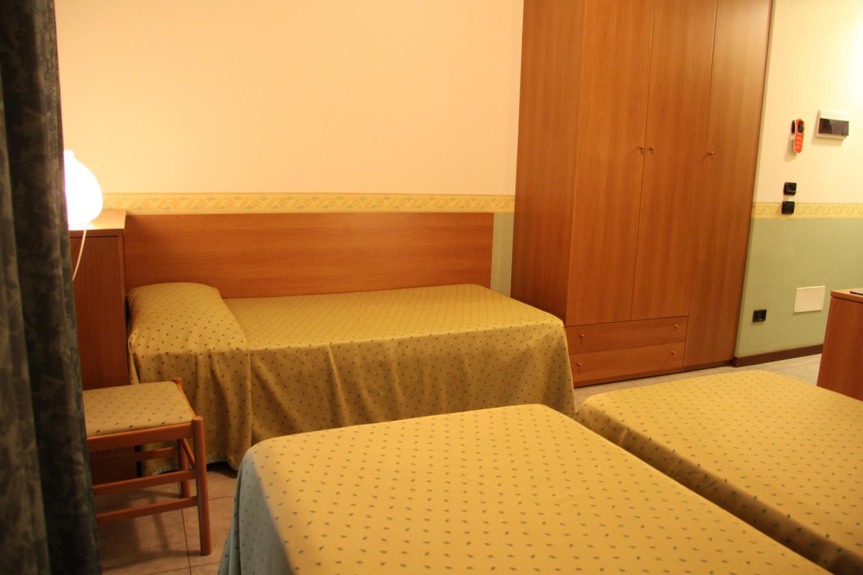 Triple Room - Separate Building - Photo 8