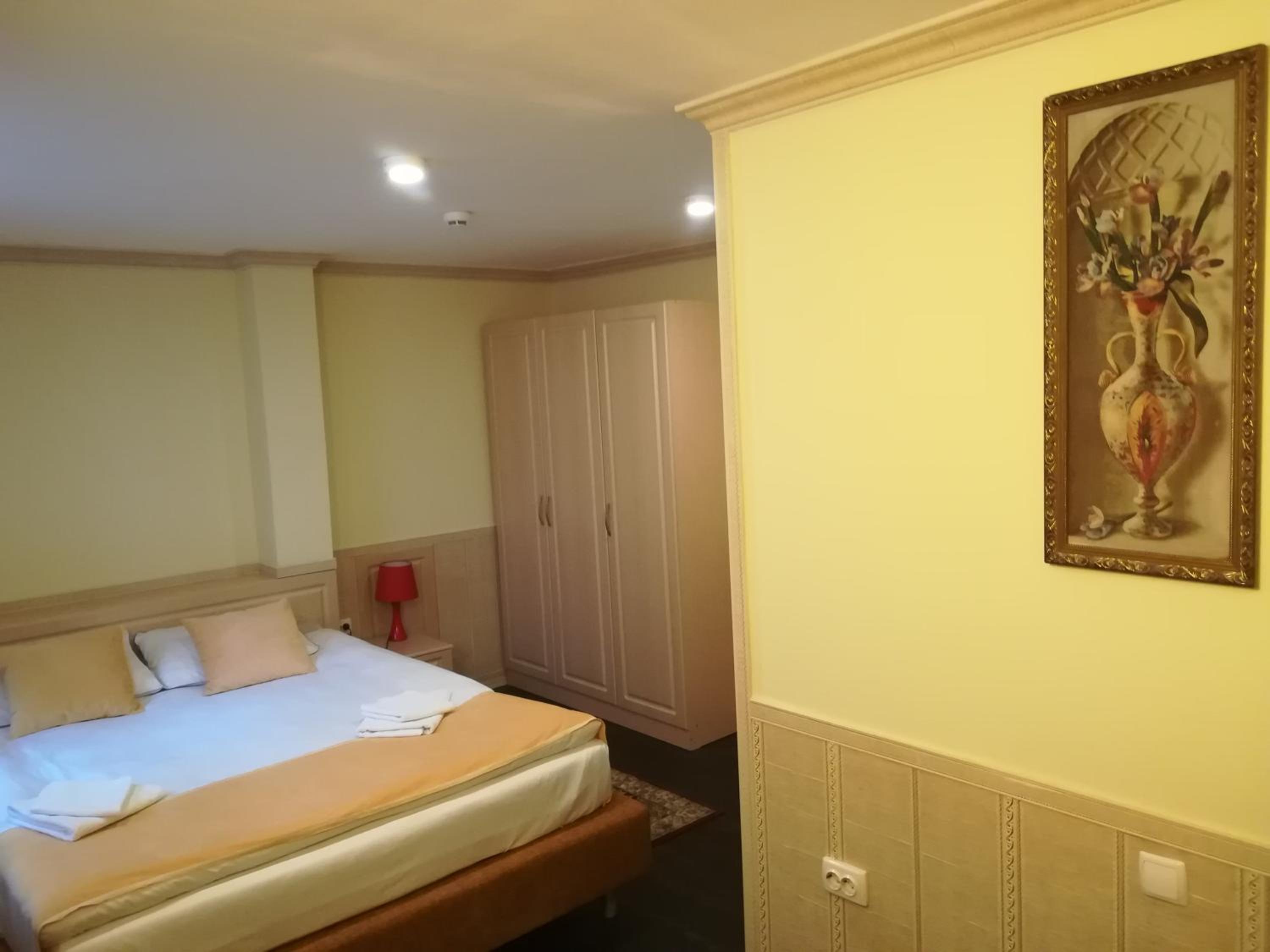 Standard Single Room