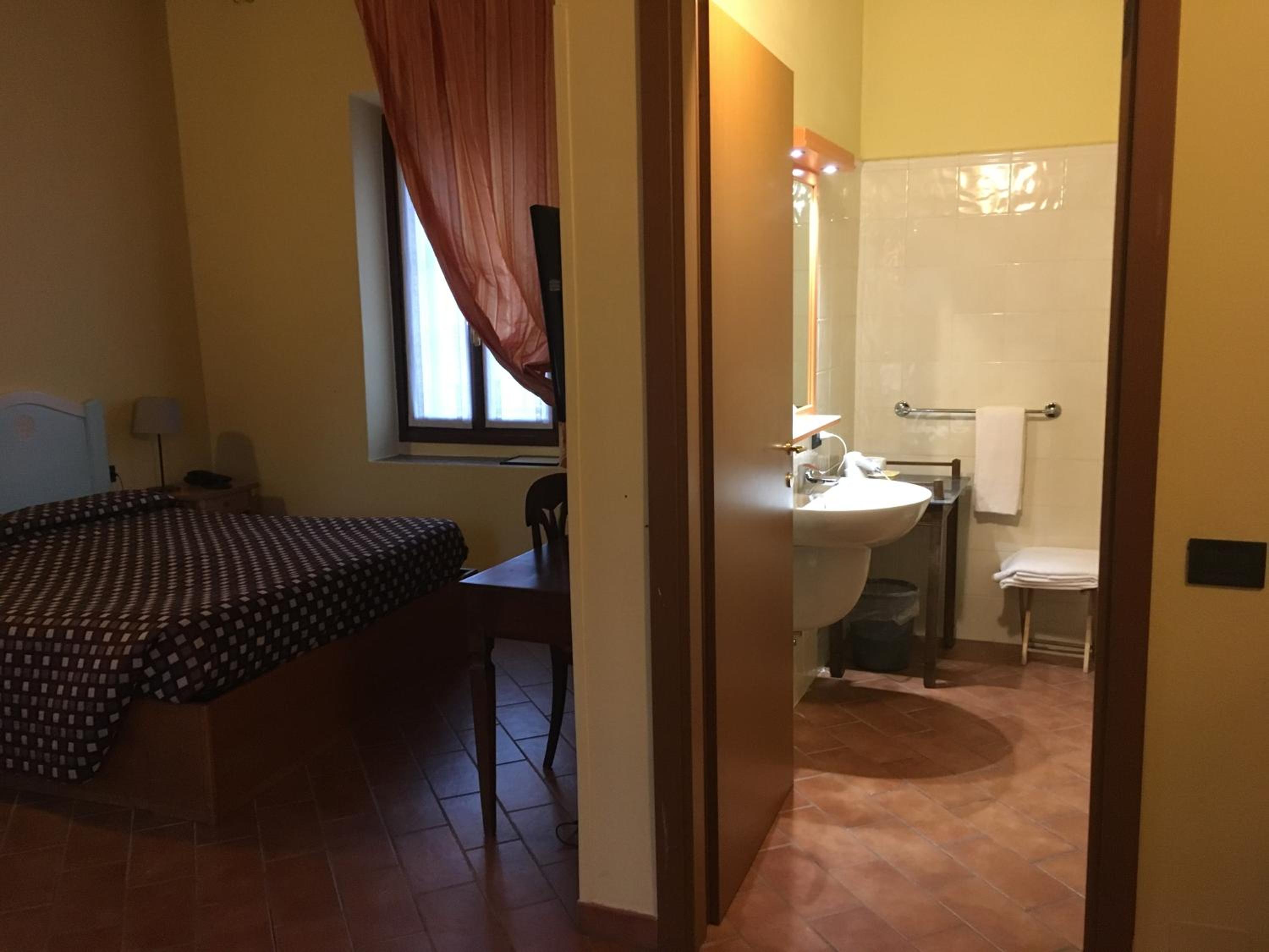 Classic Quadruple Room - Photo 1