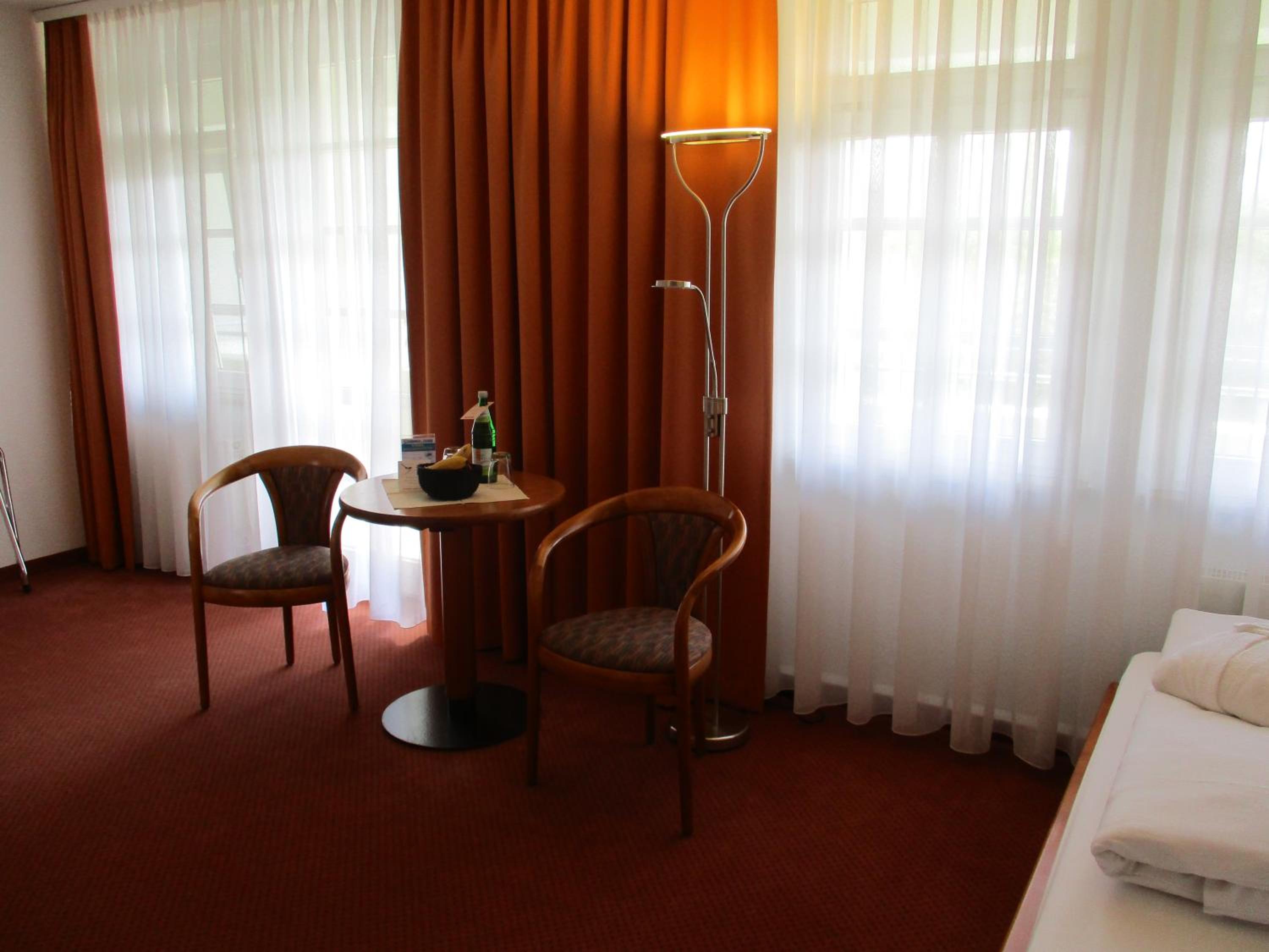 Twin Room with Balcony photo 3