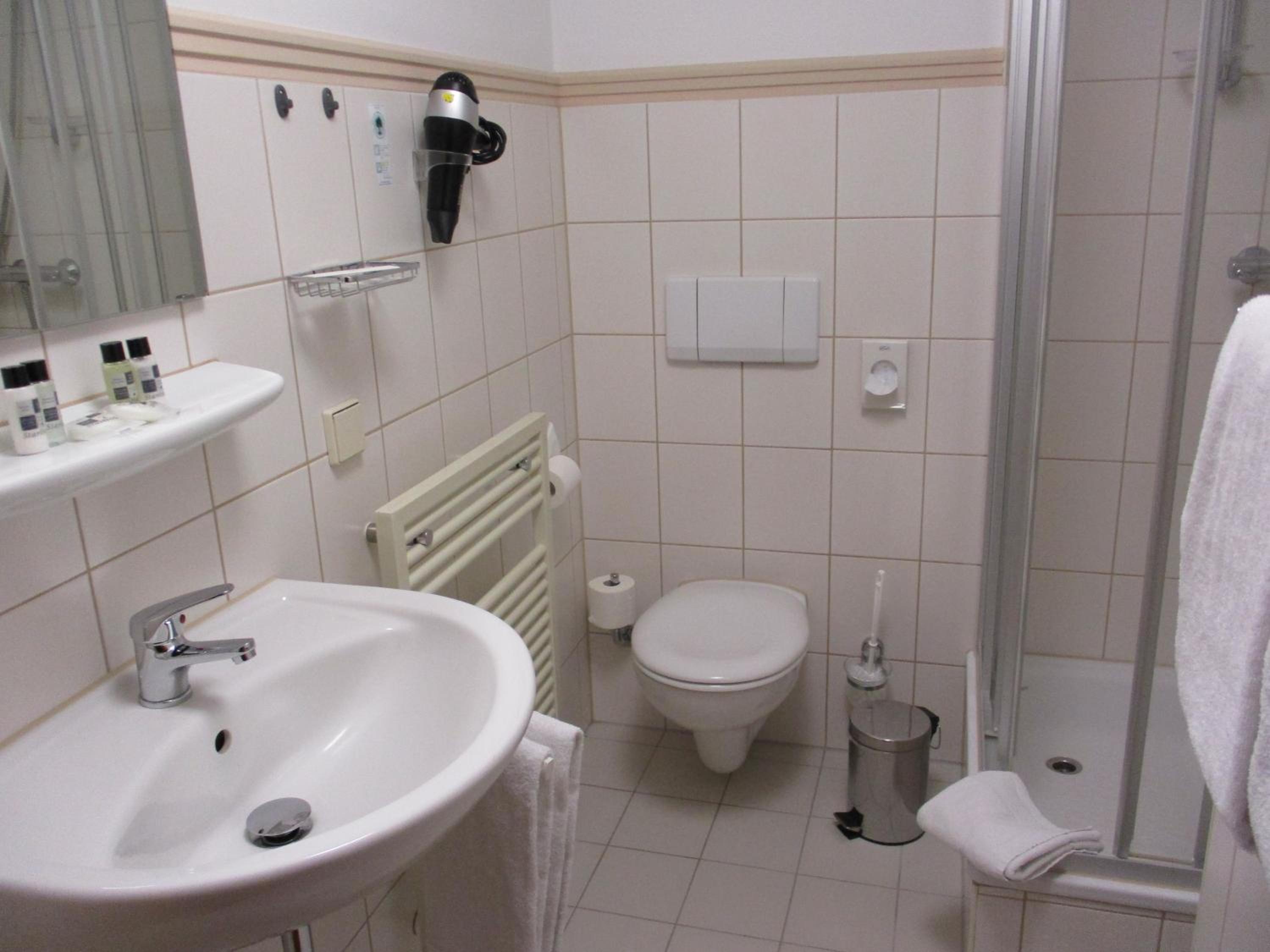 Twin Room with Balcony photo 2