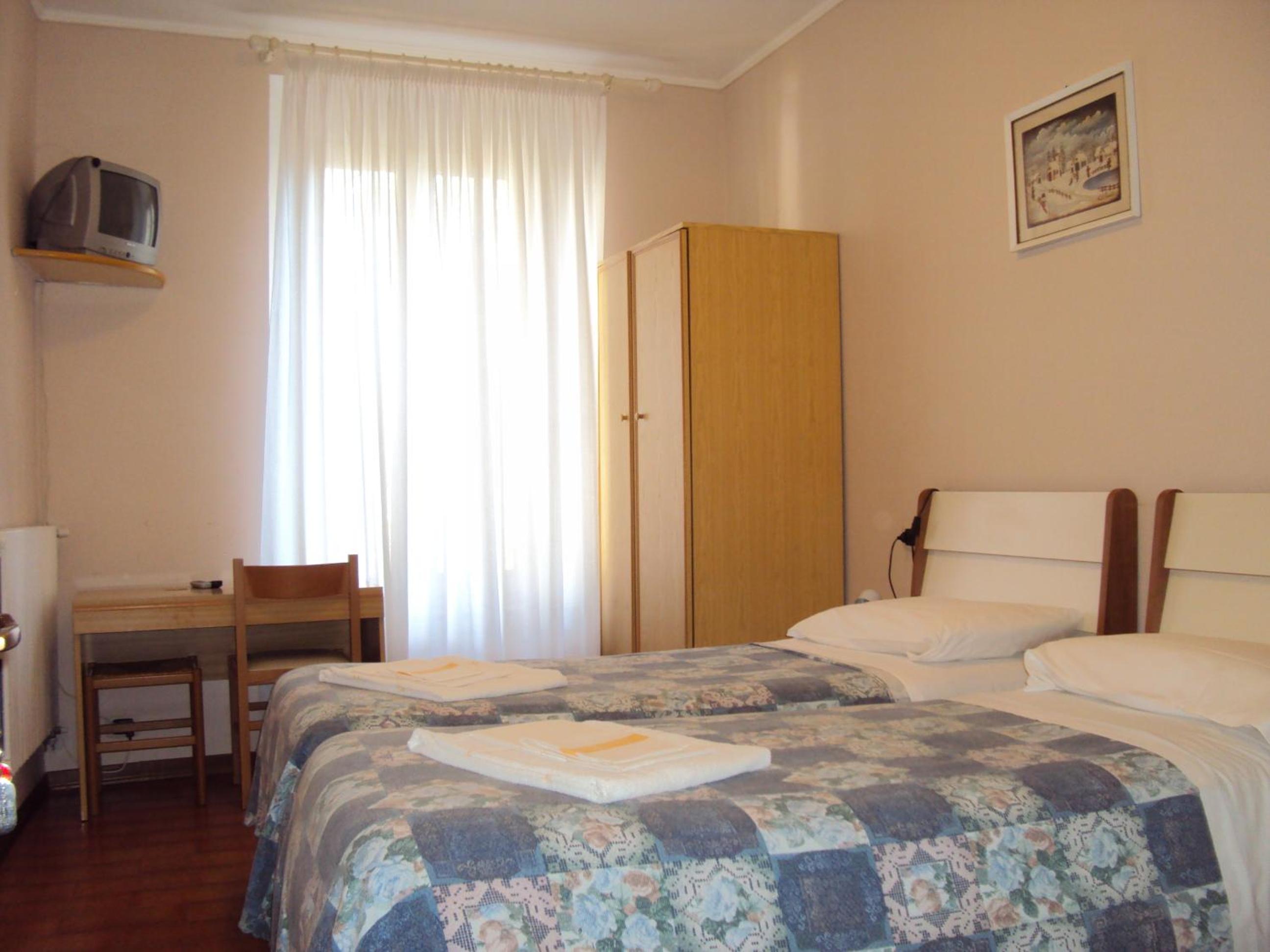Twin Room photo 2