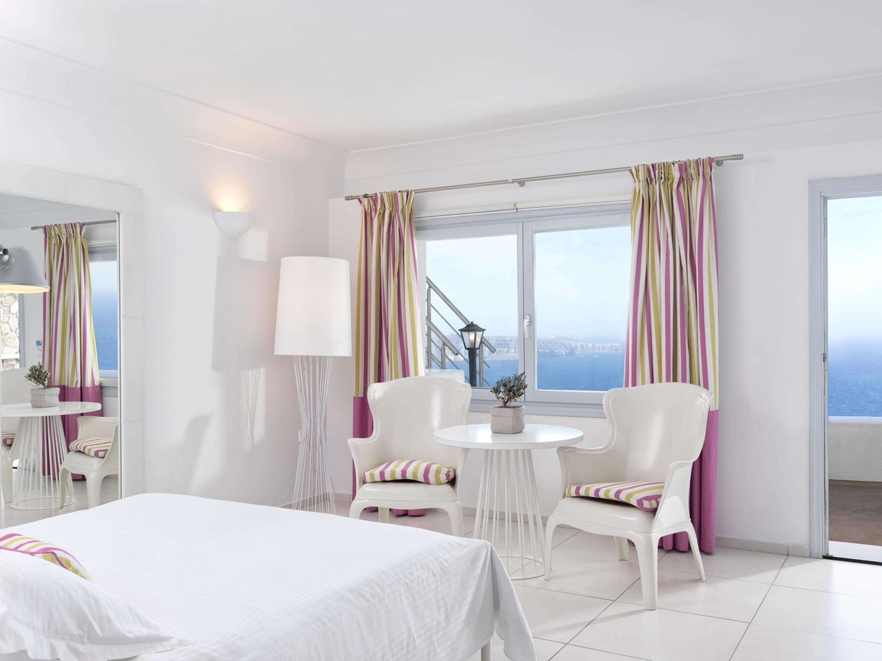 Superior Room with Outdoor Hot tub - Photo 9