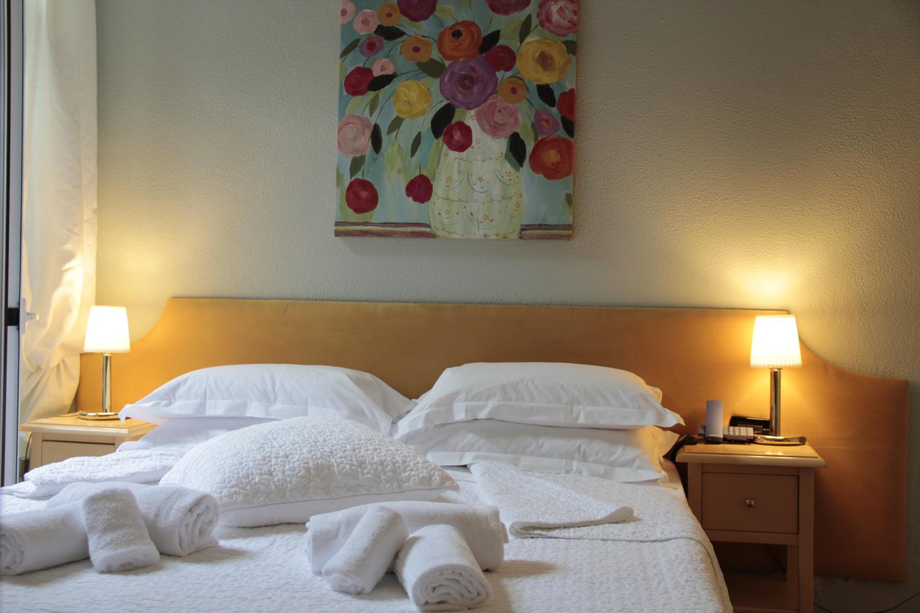 Standard Double Room - Photo 1