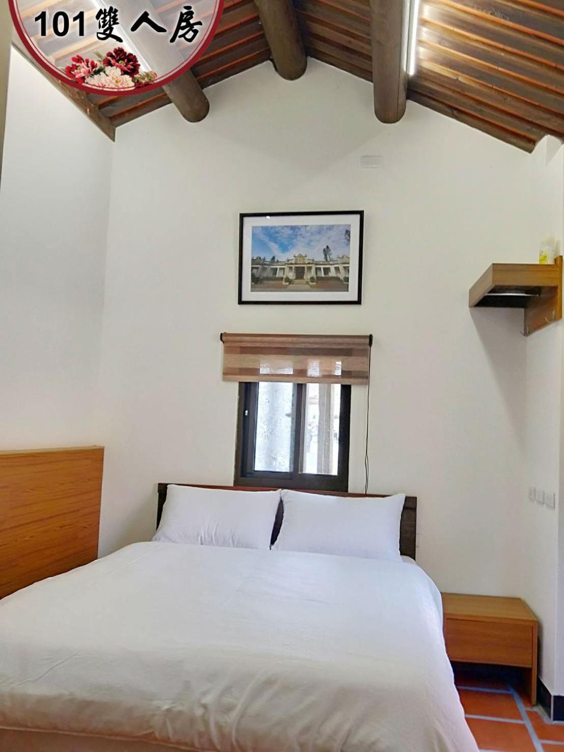Deluxe Double Room with Shower photo 1
