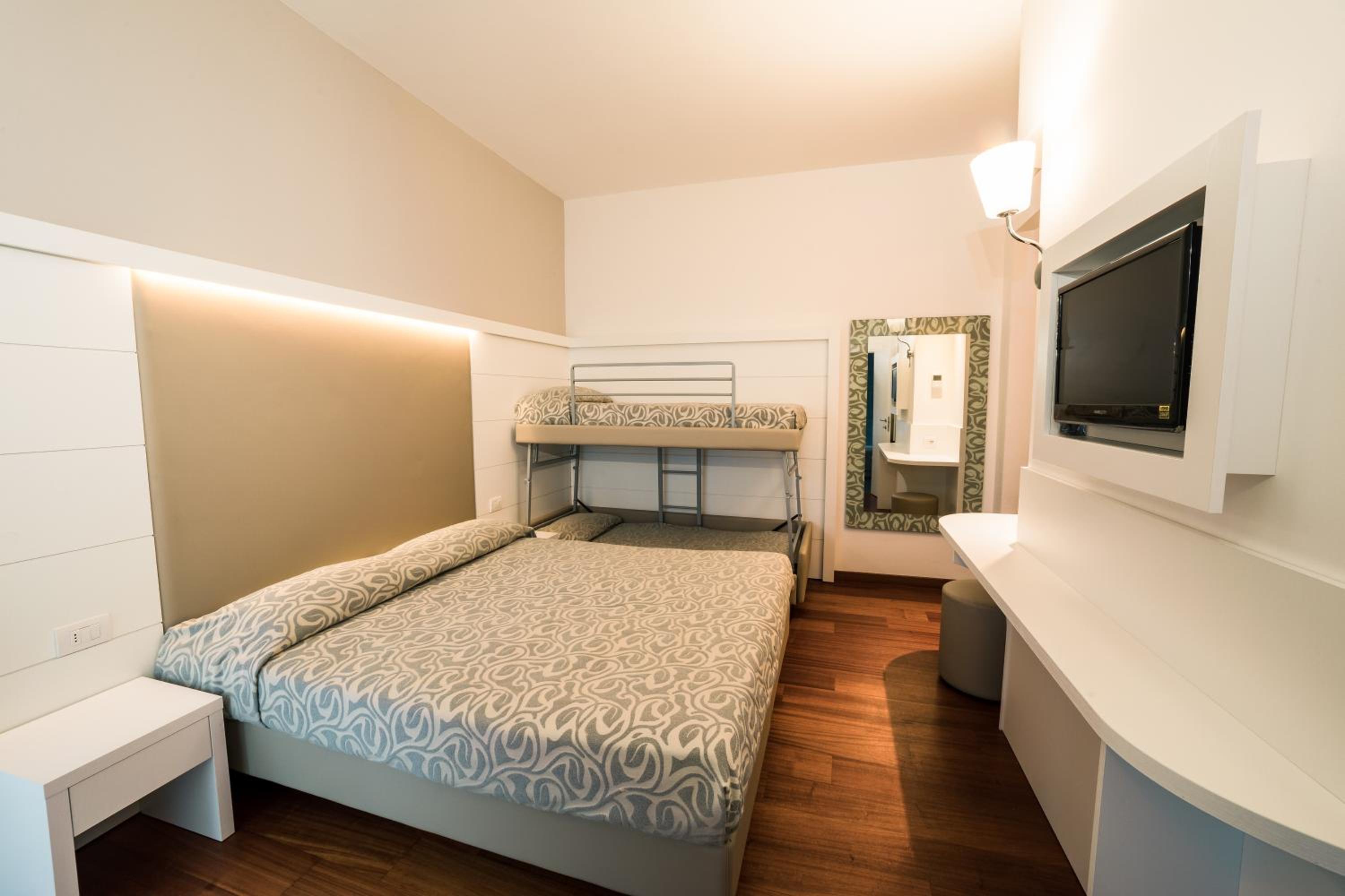 Quadruple Room photo 1
