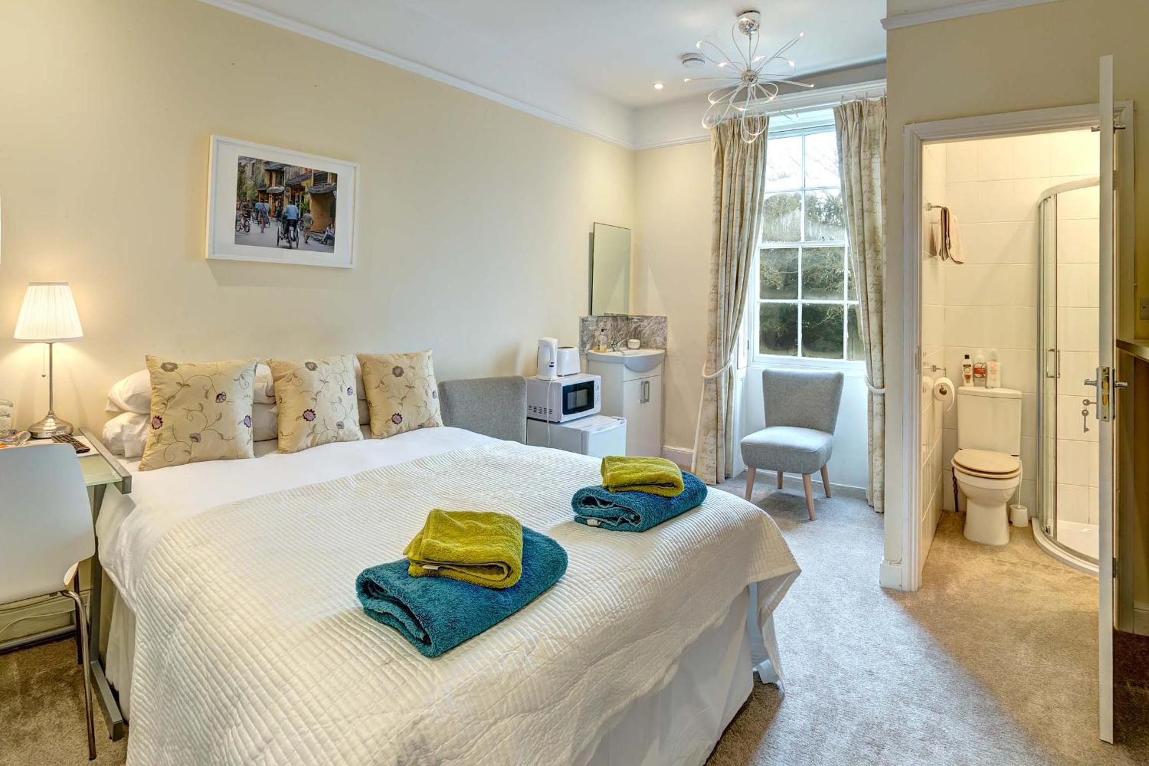 Double Room with Private Bathroom photo 2