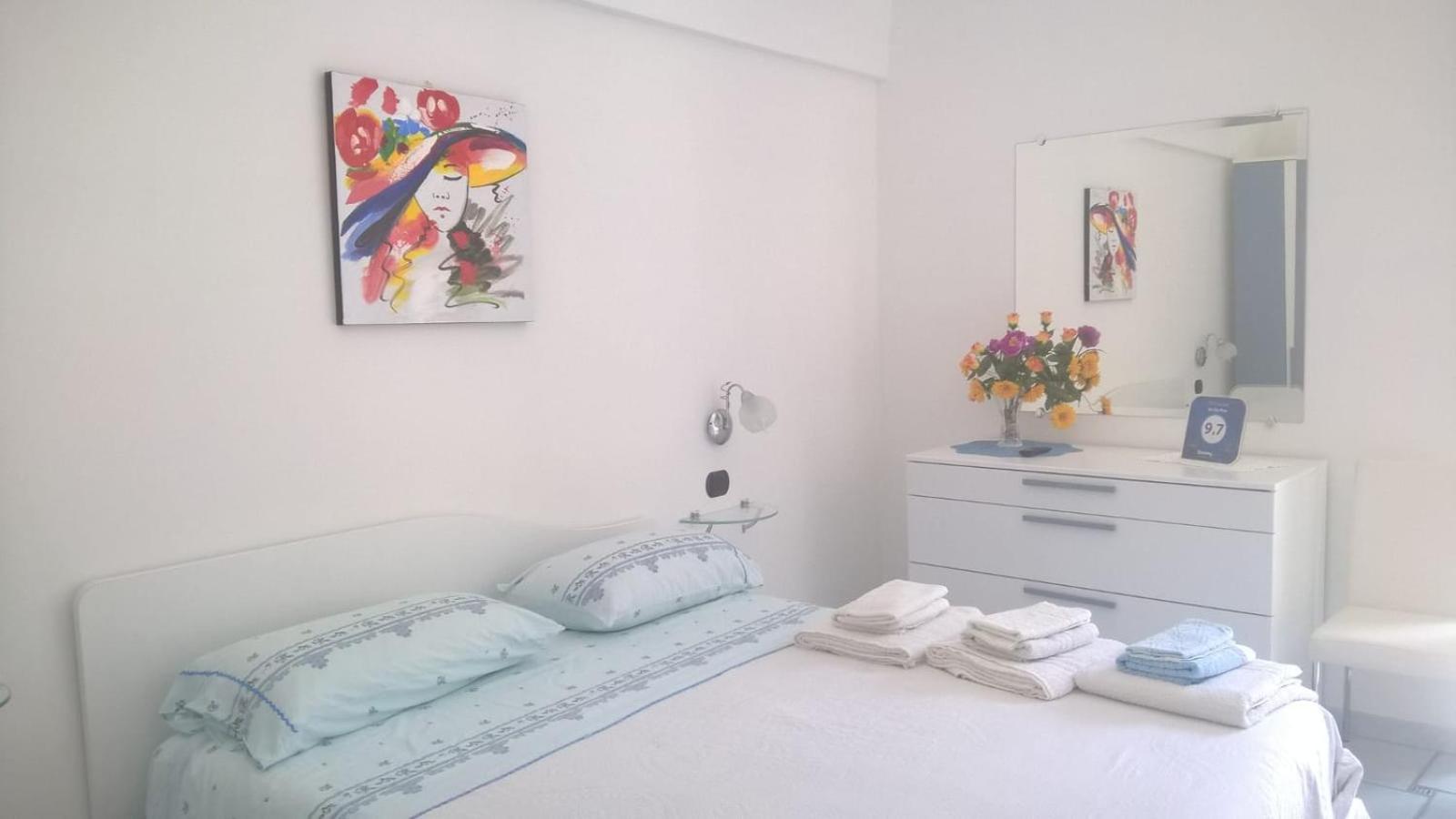 Two-Bedroom House - Photo 40