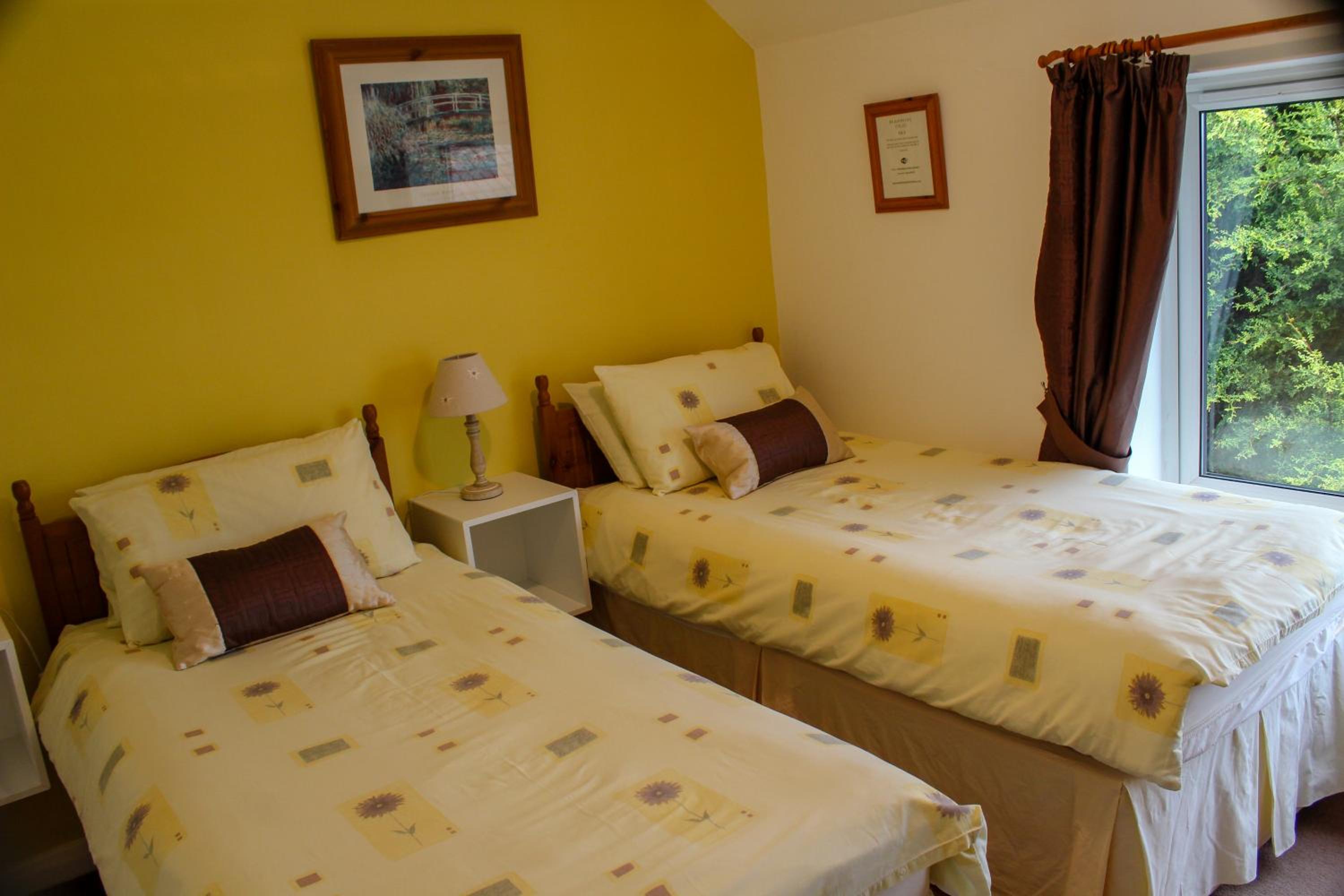 Twin Room with Garden View photo 2