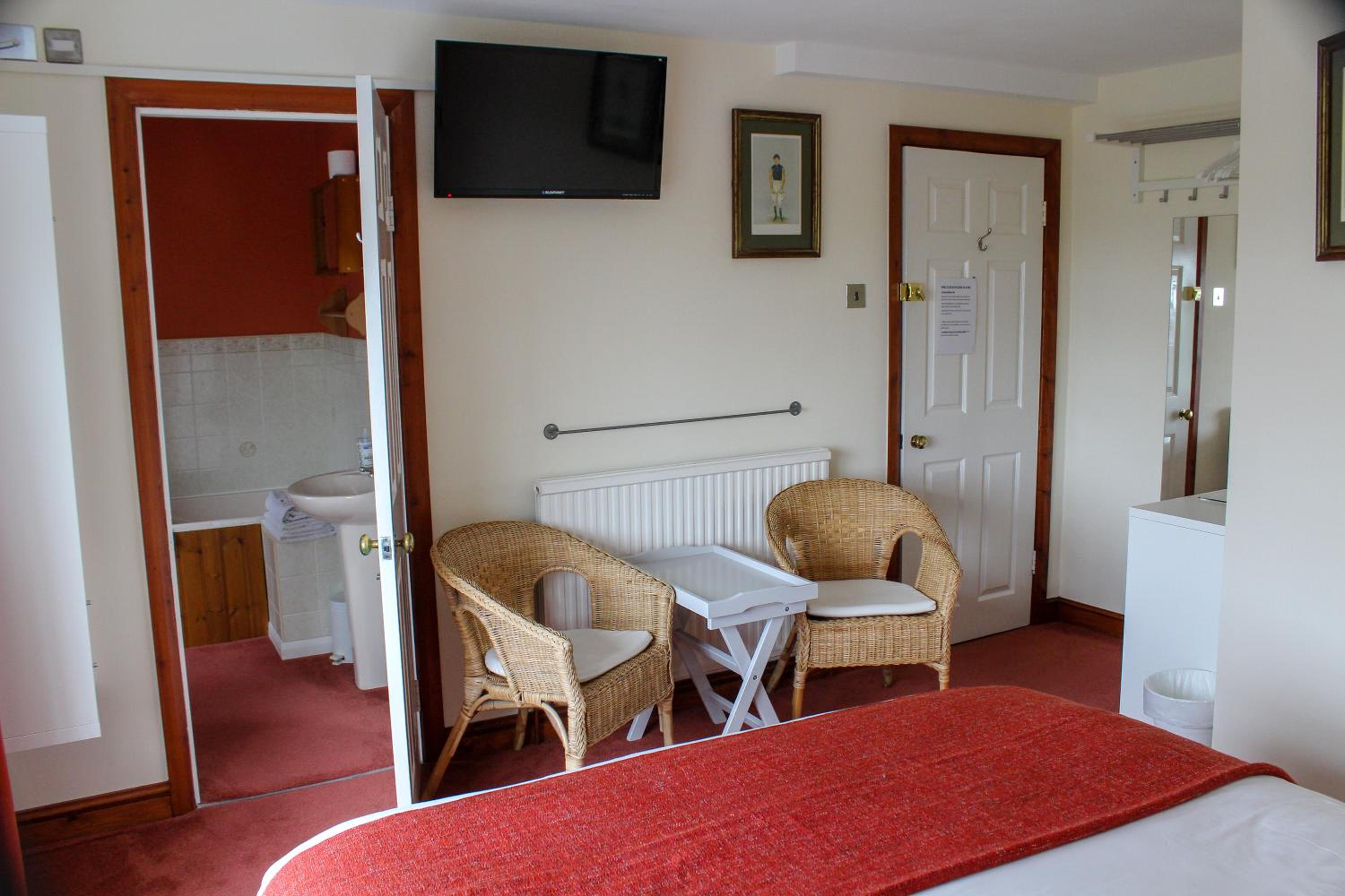Double Room with Private Bathroom photo 3