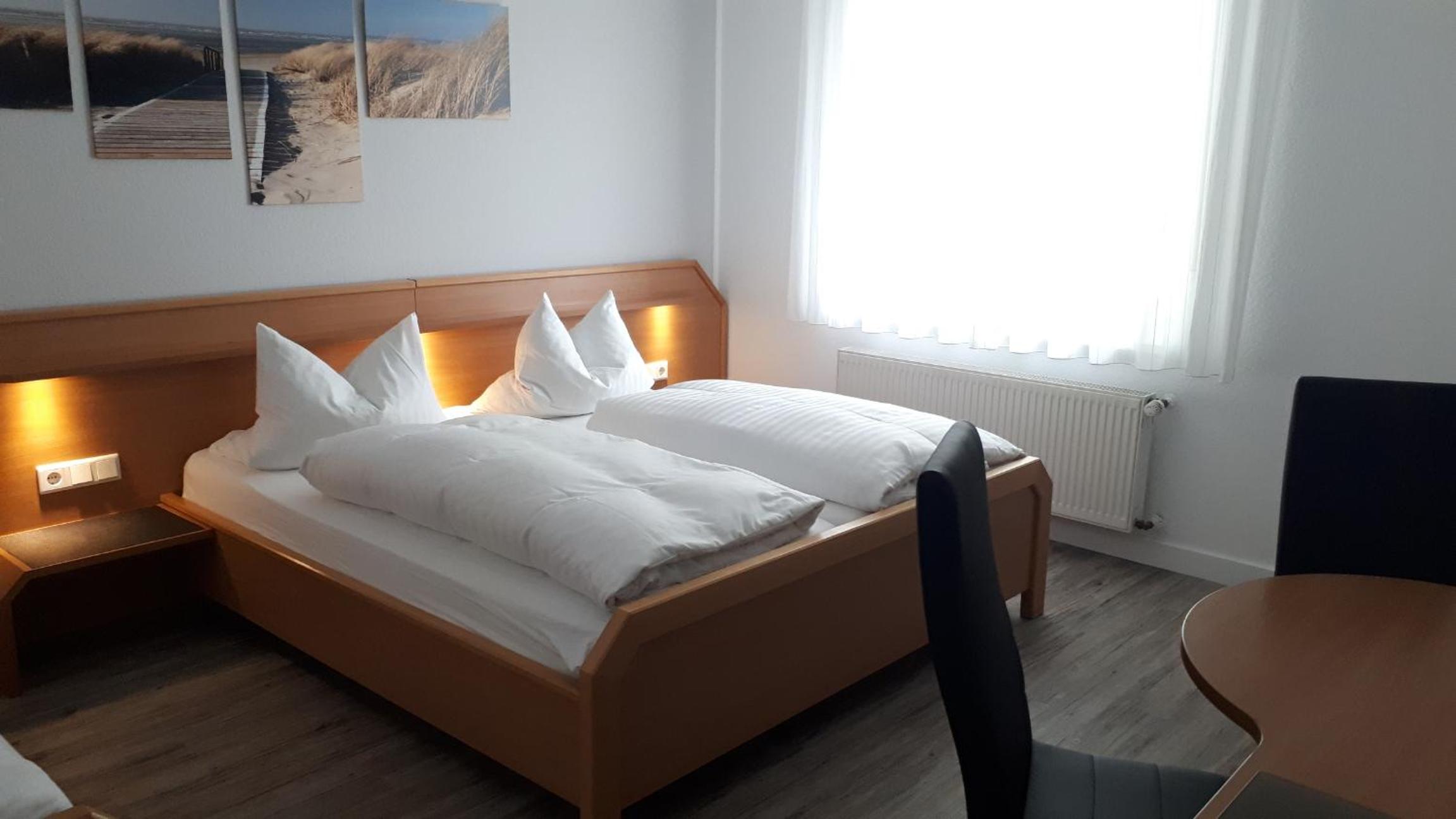 Standard Double Room photo 2