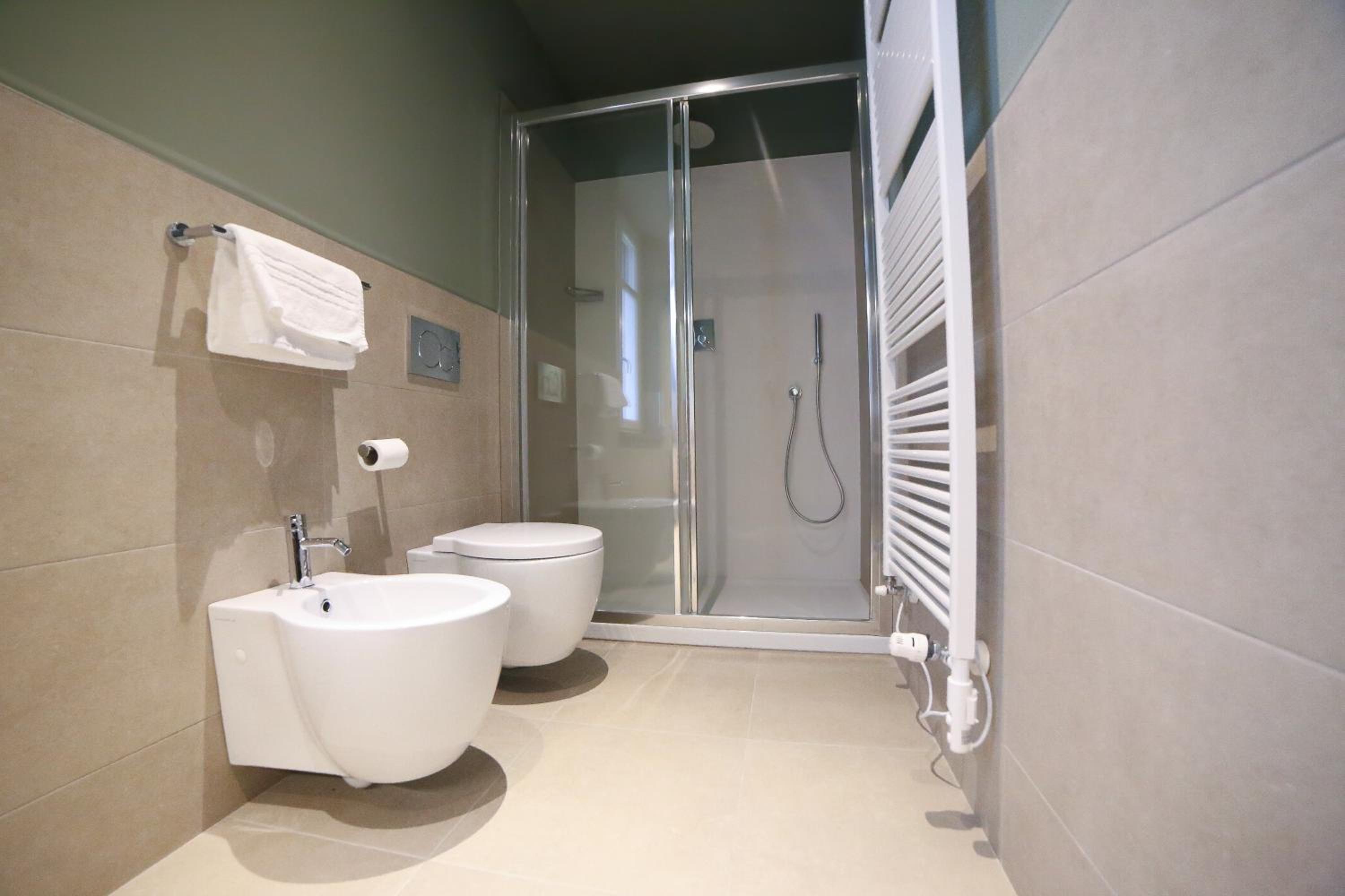 Deluxe Double or Twin Room with Lake View